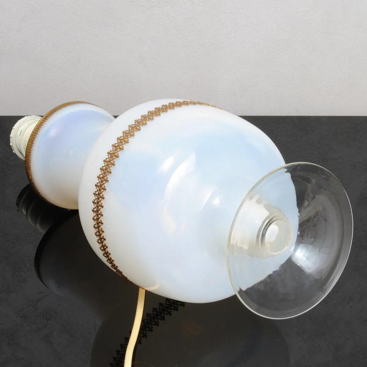 Lampa stołowa, biały, szkło, Włochy, lata 60. - 162285