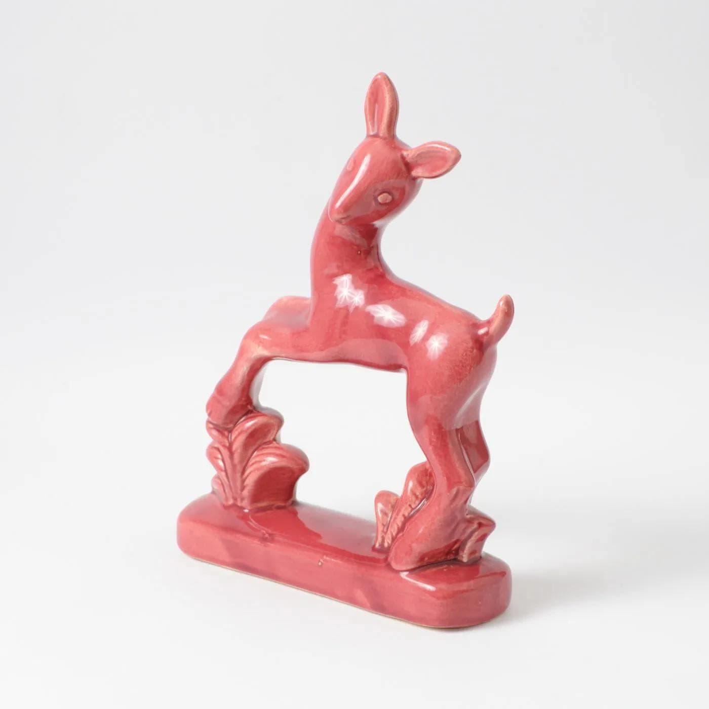 Figurka art deco, różowy, ceramika, Belgia, lata 30. - 162223