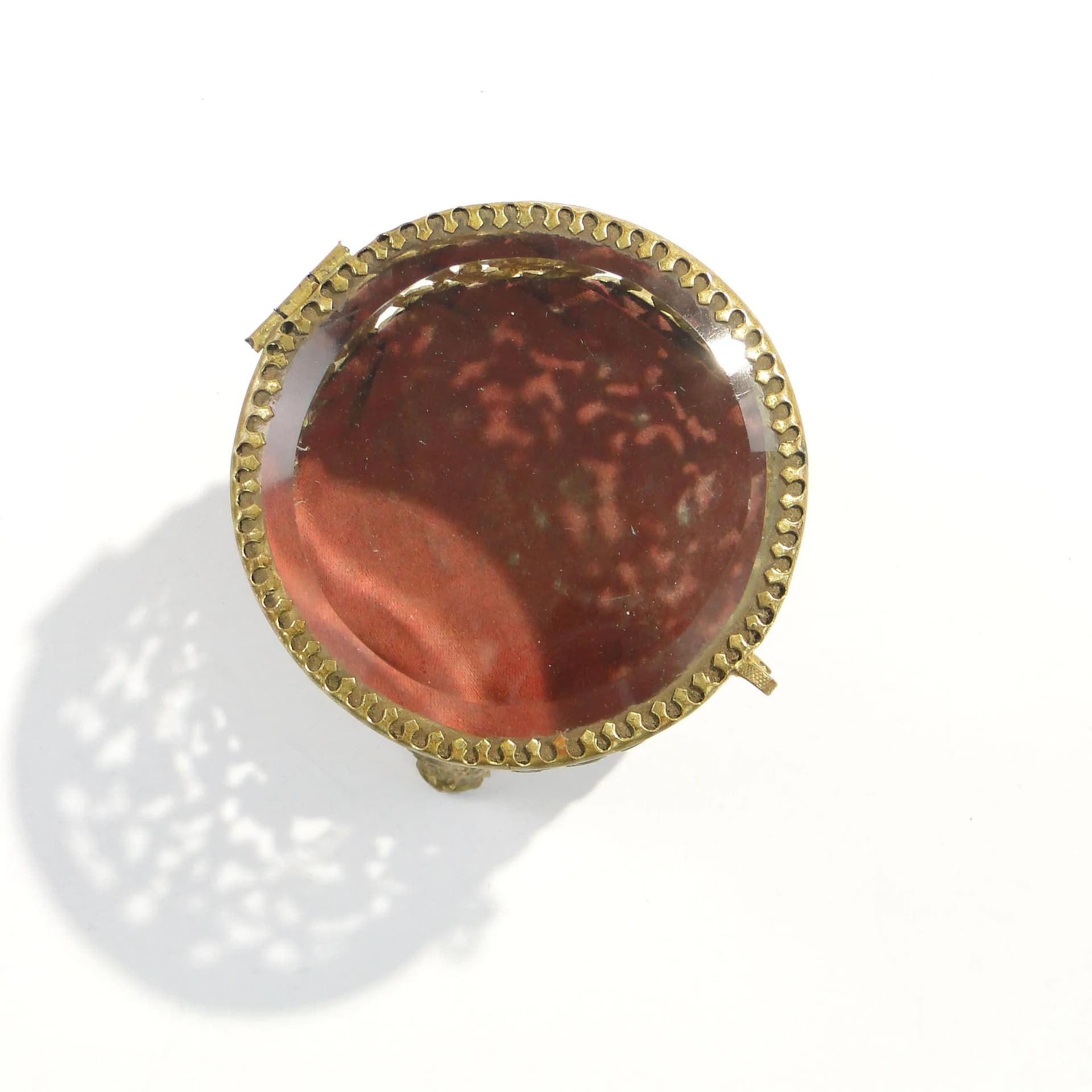 Jewelry box, Neo-Baroque, crystal glass gilt brass, red silk, France, 19th c. - 162738