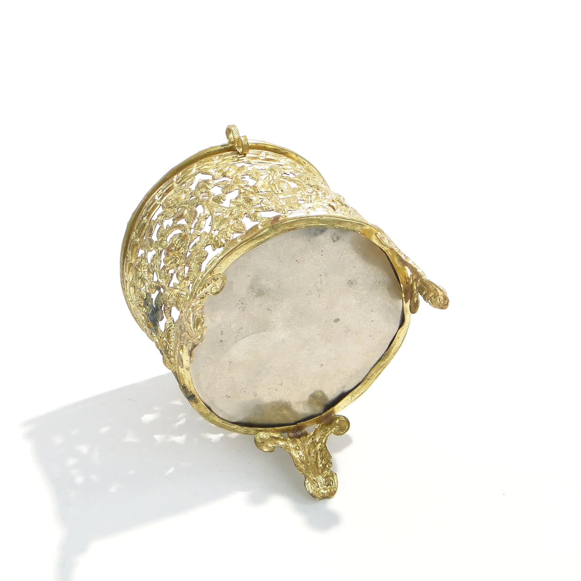 Jewelry box, Neo-Baroque, crystal glass gilt brass, red silk, France, 19th c. - 162739