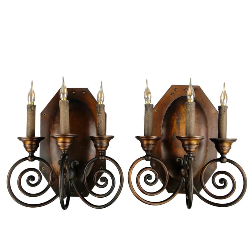 Para kinkietów secesyjnych, brąz – dark, mosiądz patynowany, Polska, początek XX w.