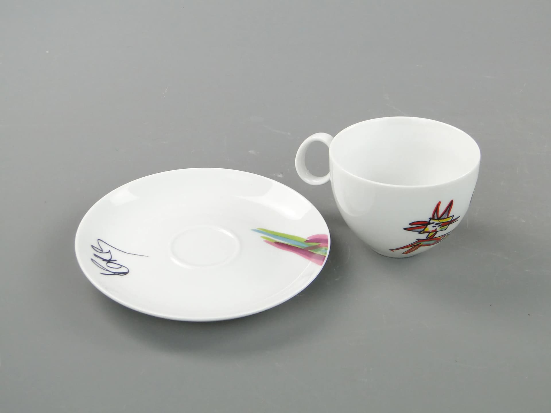 Filiżanka do kawy Kot i mysz, porcelana multikolor, proj. Kora, Ćmielów, Polska, lata 80. - 162519