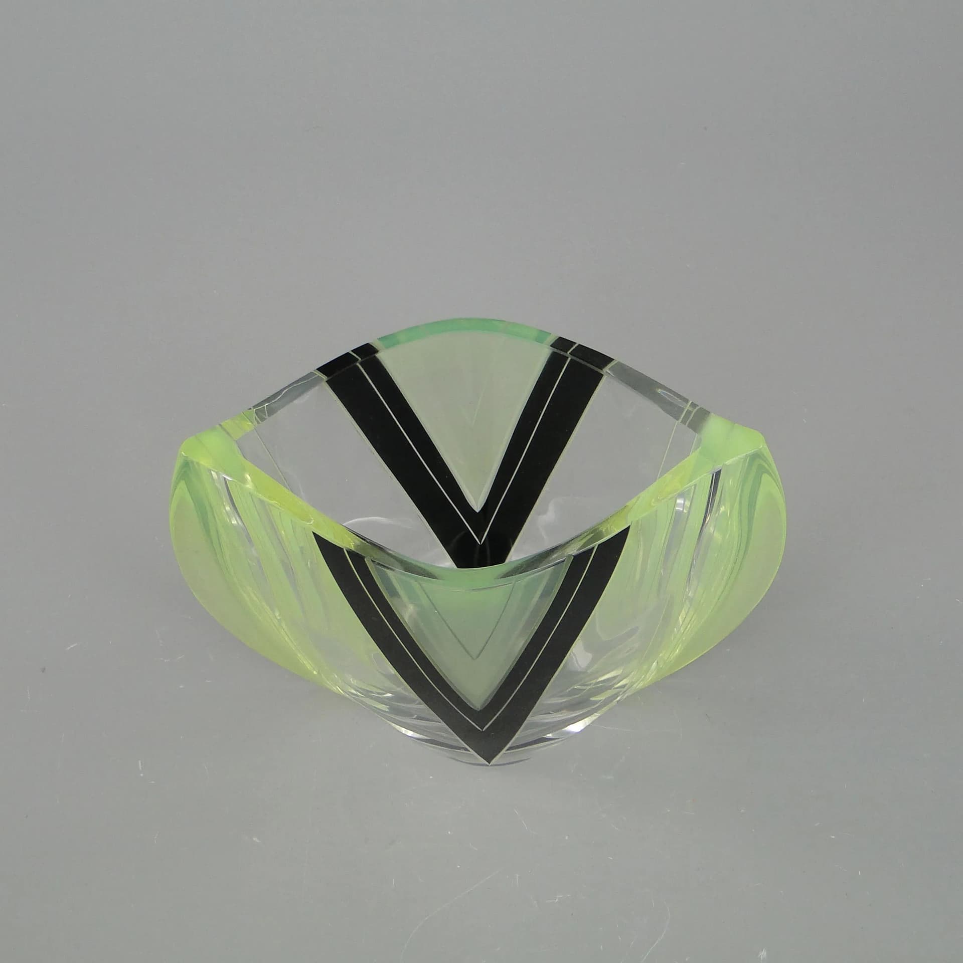 Vase Art Deco, transparent crystal, by K. Palda, Czechoslovakia, 1930s - 10706