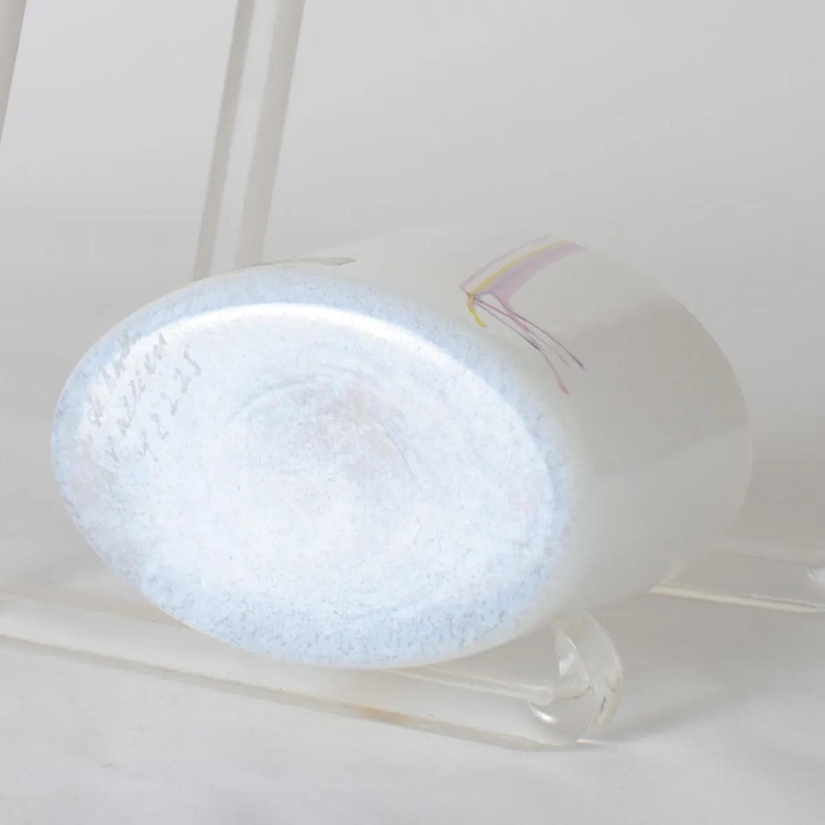 Vase, white glass, by B. Vallien, Kosta Boda, Sweden, 1980s. - 164554