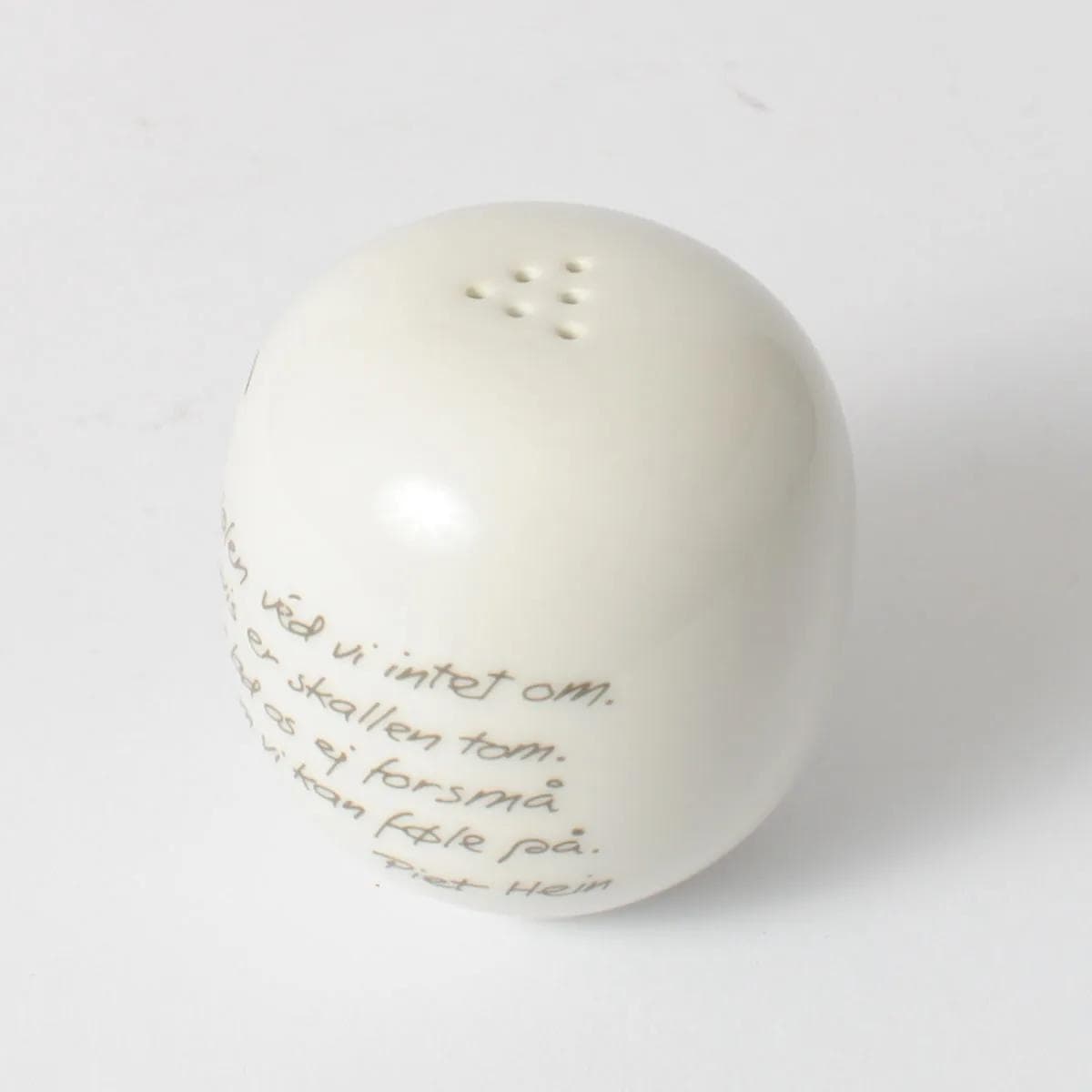 Salt shaker, ivory white porcelain, by P. Hein, Royal Copenhagen, Denmark, 1970s. - 164509