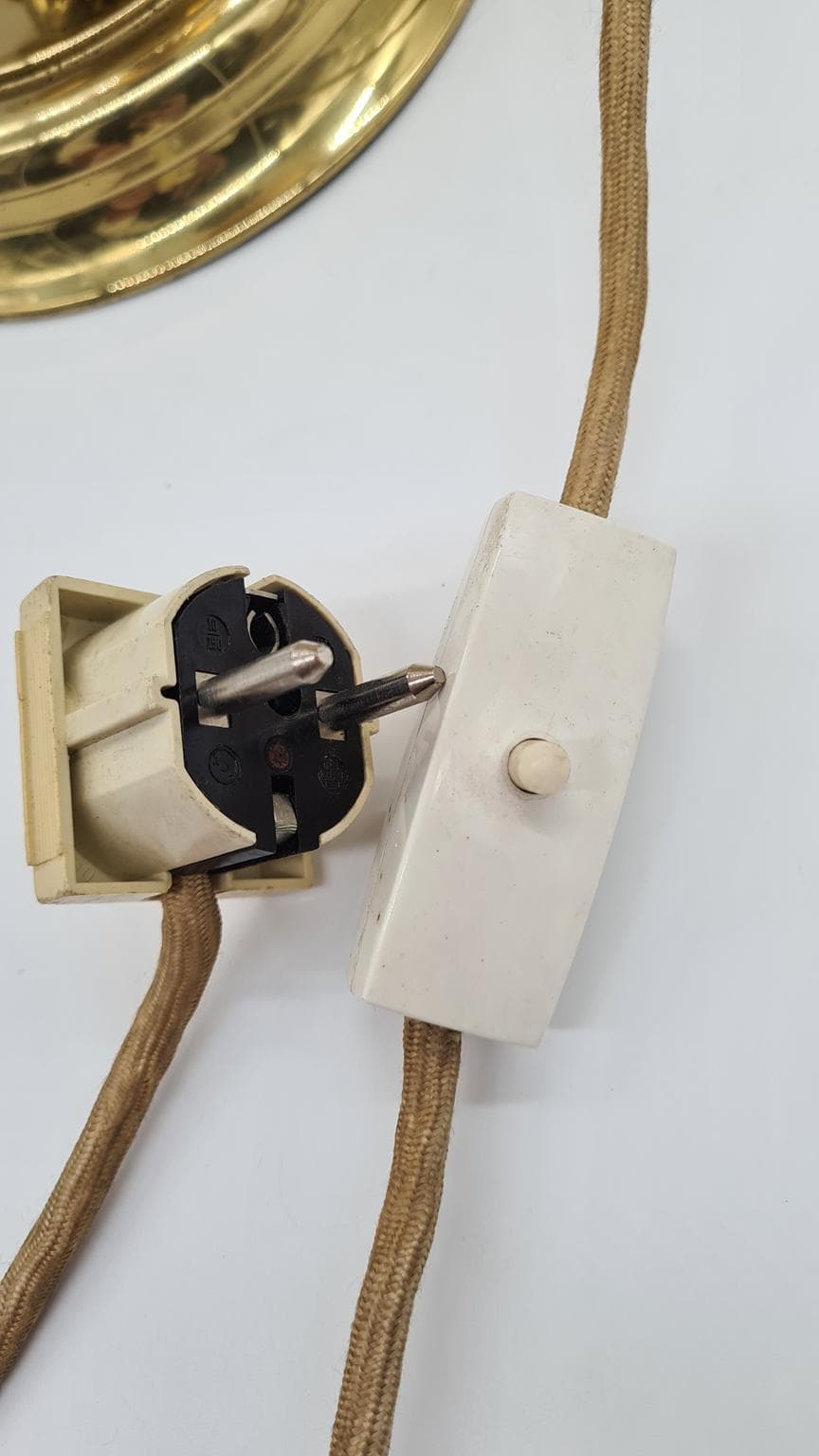 Lampa stołowa, bursztynowe szkło, mosiądz, lata 70. - 164987