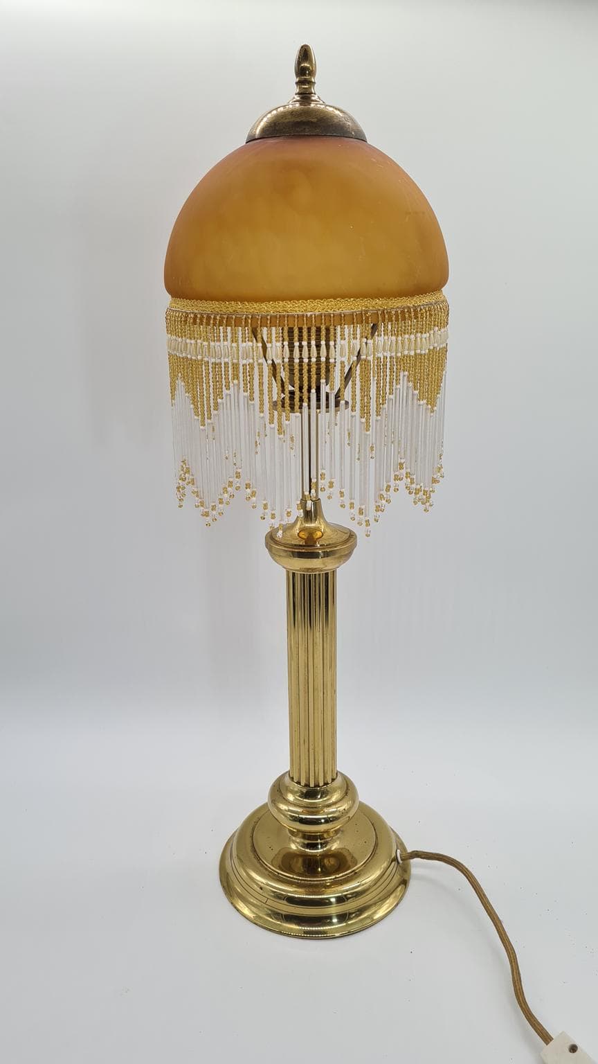 Lampa stołowa, bursztynowe szkło, mosiądz, lata 70. - 164977