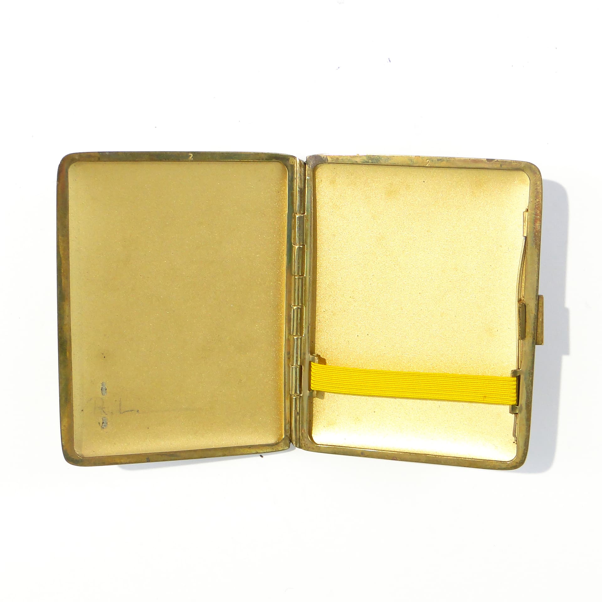 Papierośnica z monogramem ozdobiona emalią, lata 50. - 166929