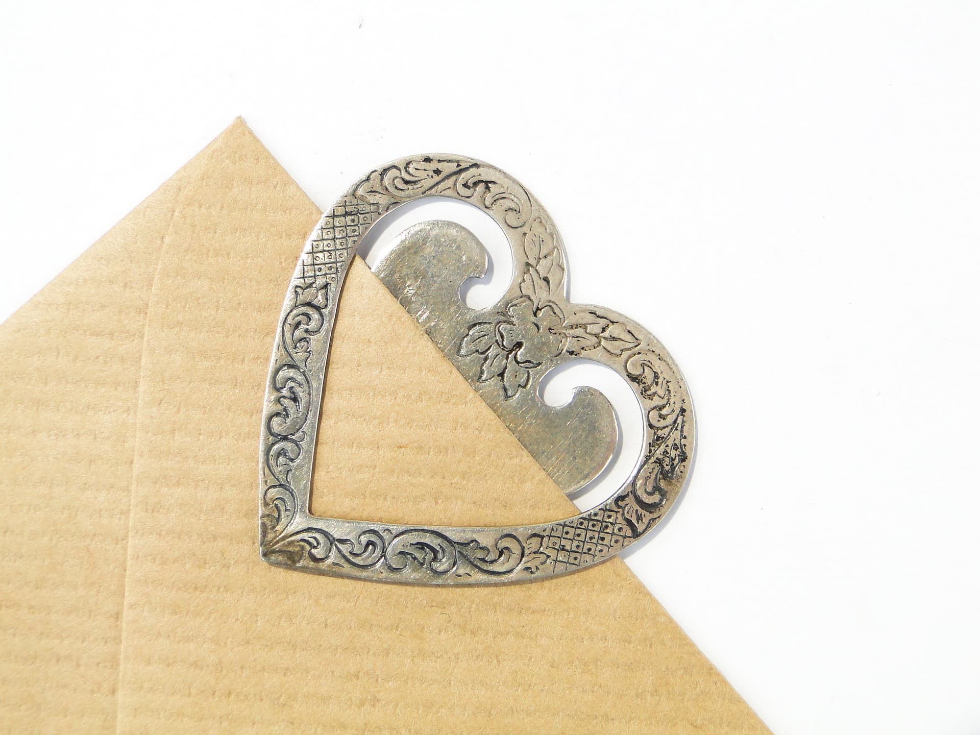 Zakładka do książki w kształcie serca - 167225