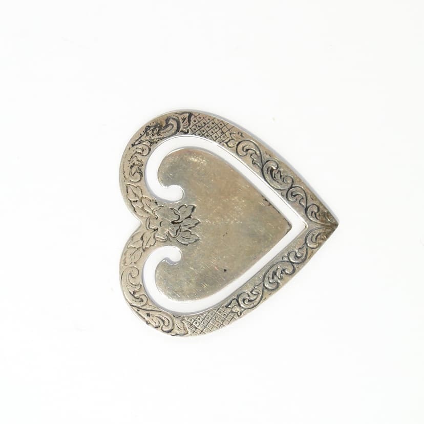 Zakładka do książki w kształcie serca