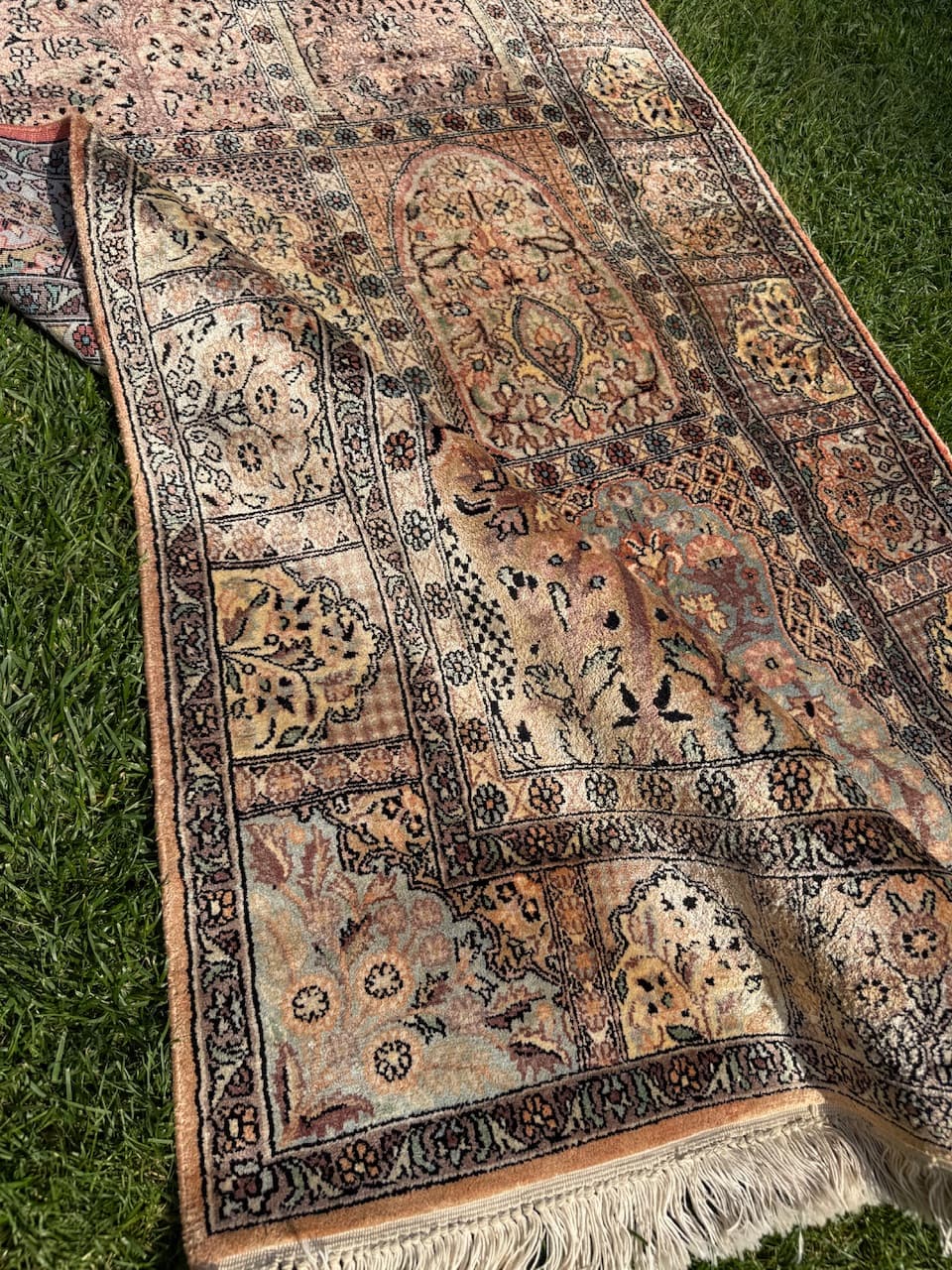 Rug Ghoum, beige silk, India - 167315