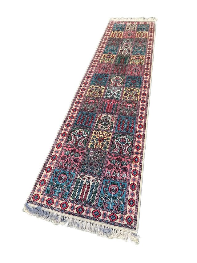 Runner Ghoum, multicolor silk, India - DIMENSION