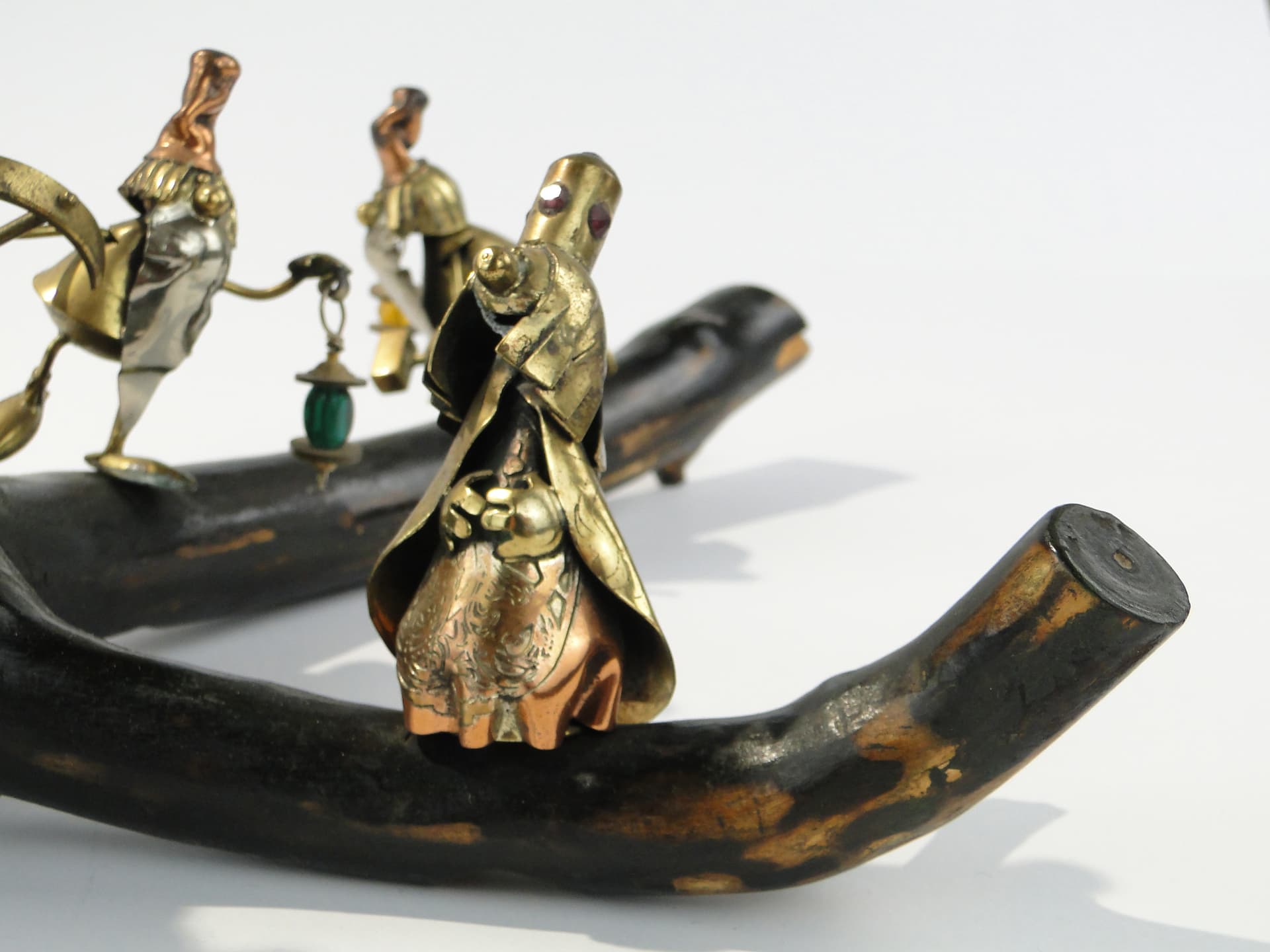 Rzeźba 'baśń o królewnie i krasnoludkach' A. M. Nowakowscy, Warszawa l. 60. - 167650