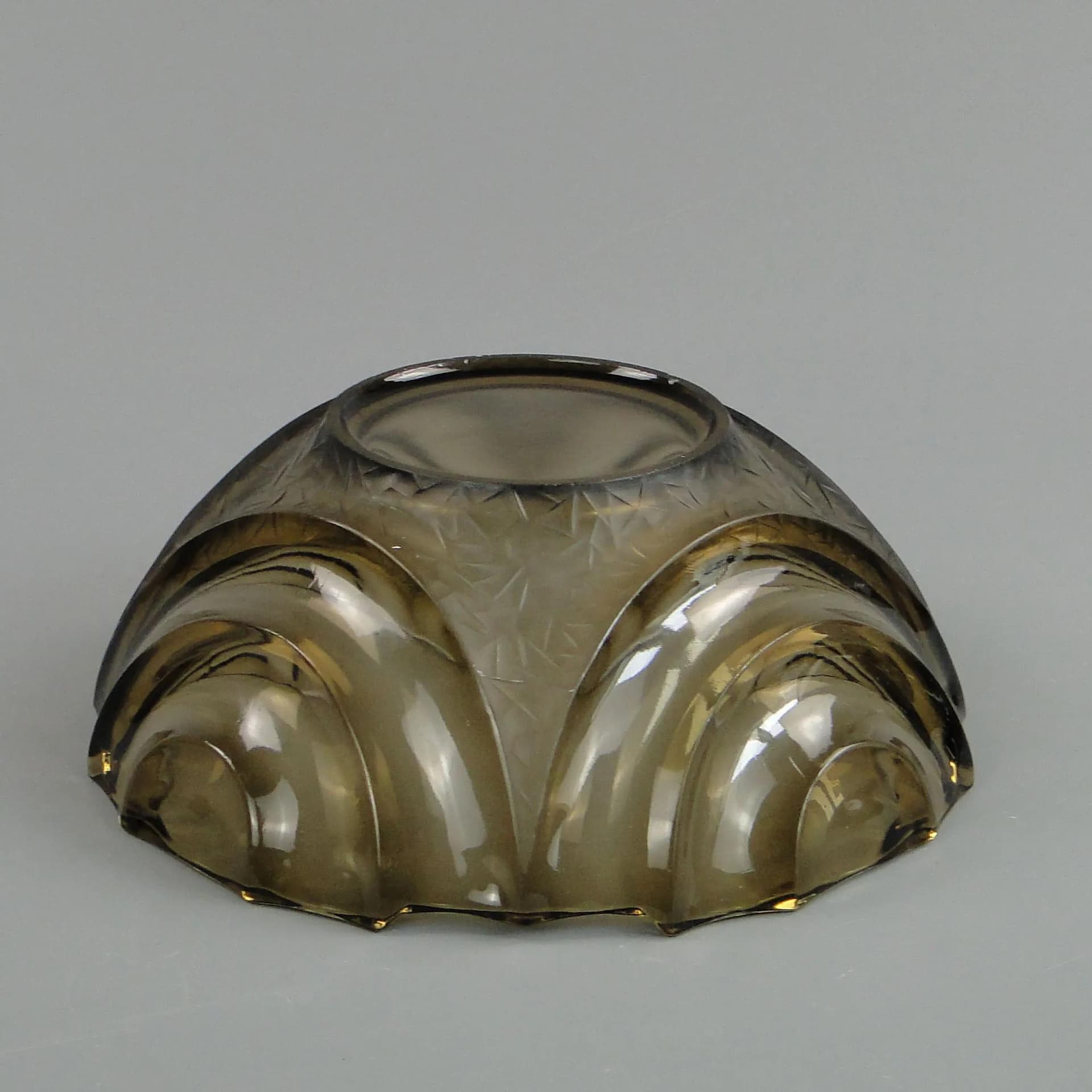 Art Deco Decorative Bowl, grey, pressed glass, Niemen Glassworks, Belarus, 1930s. - 10879