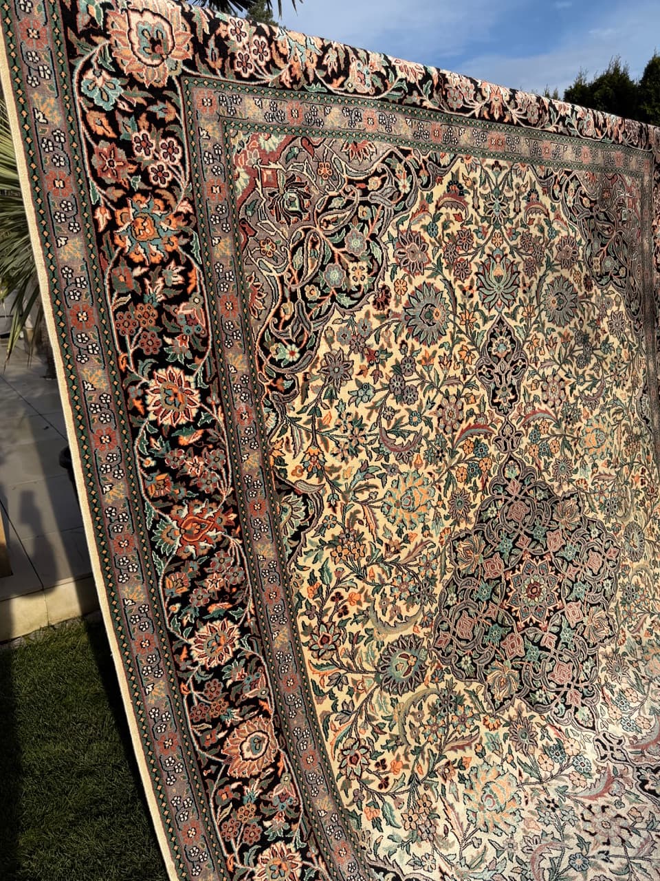 Dywan Ghoum, 380x270 cm, kość słoniowa, jedwab, Indie - 168303