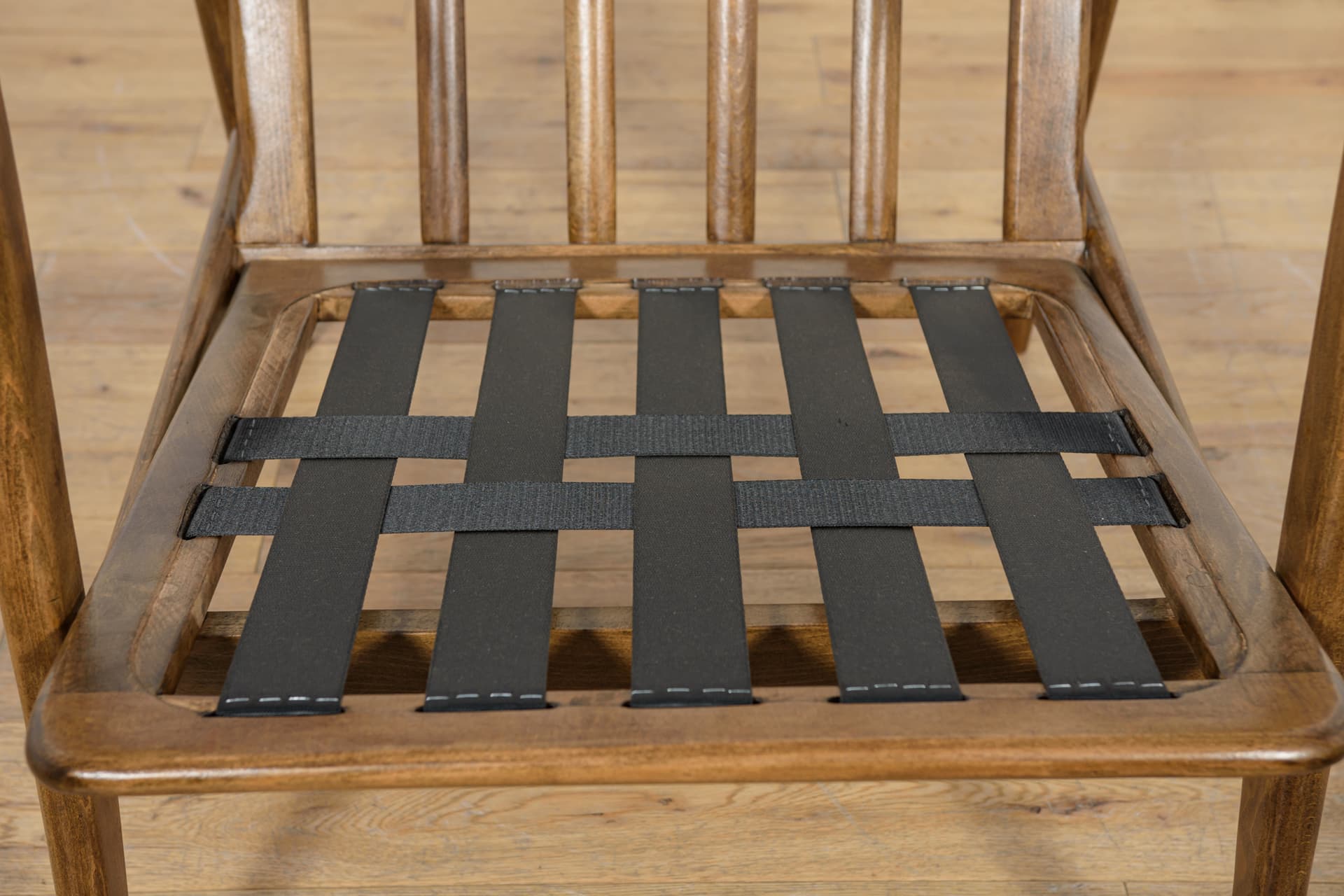 Fotel 300-139, szary, buk orzech, Swarzędzka Fabryka Mebli, Polska, lata 60. - 168385