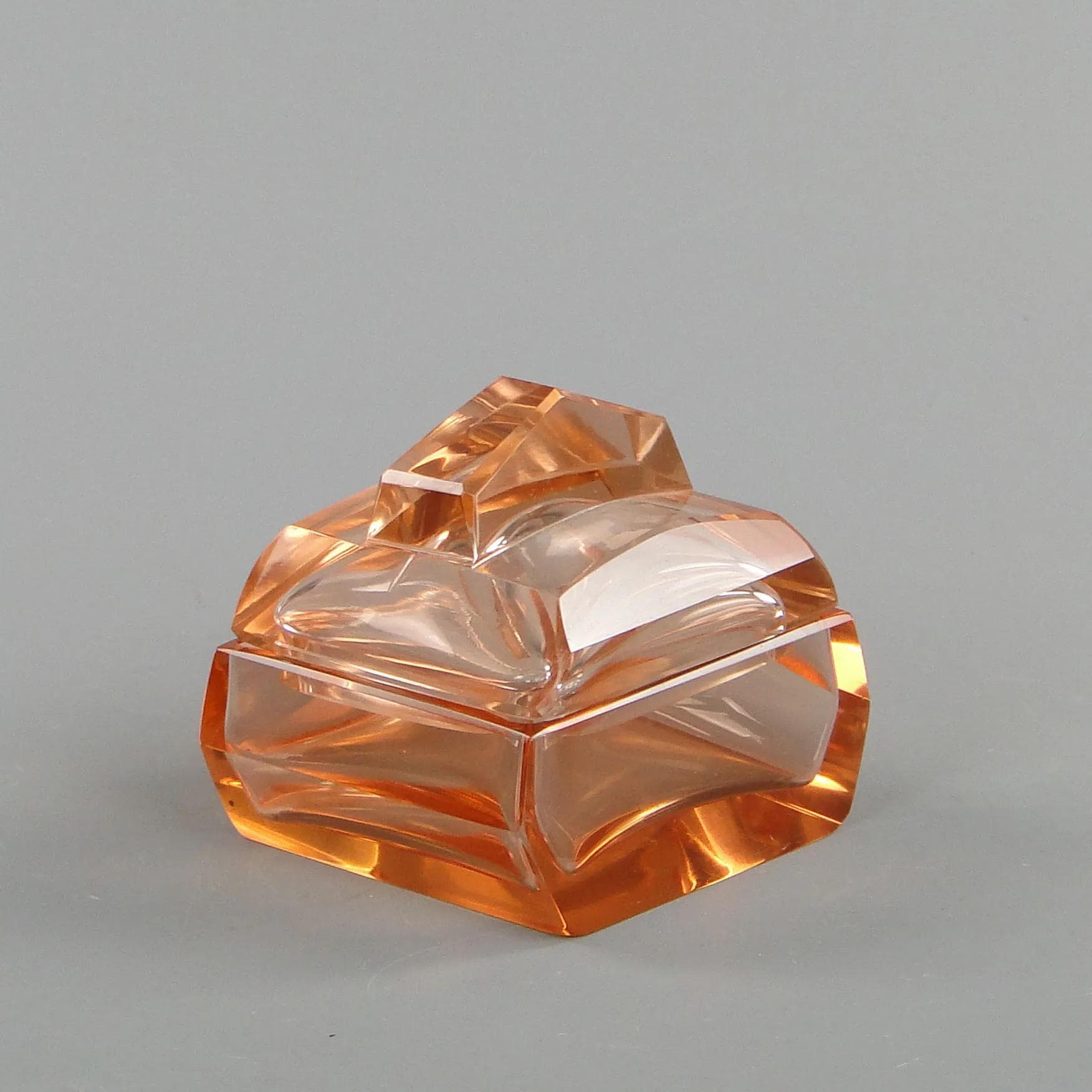 Bonbonniere Art Deco, orange crystal glass, Moser, Czech Republic, 1960s. - 11005