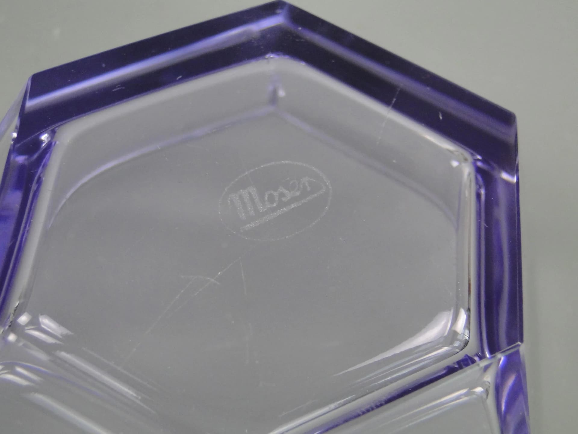 Bombonierka kryształowa transparentna, Moser, Czechy, lata 60. - 11001