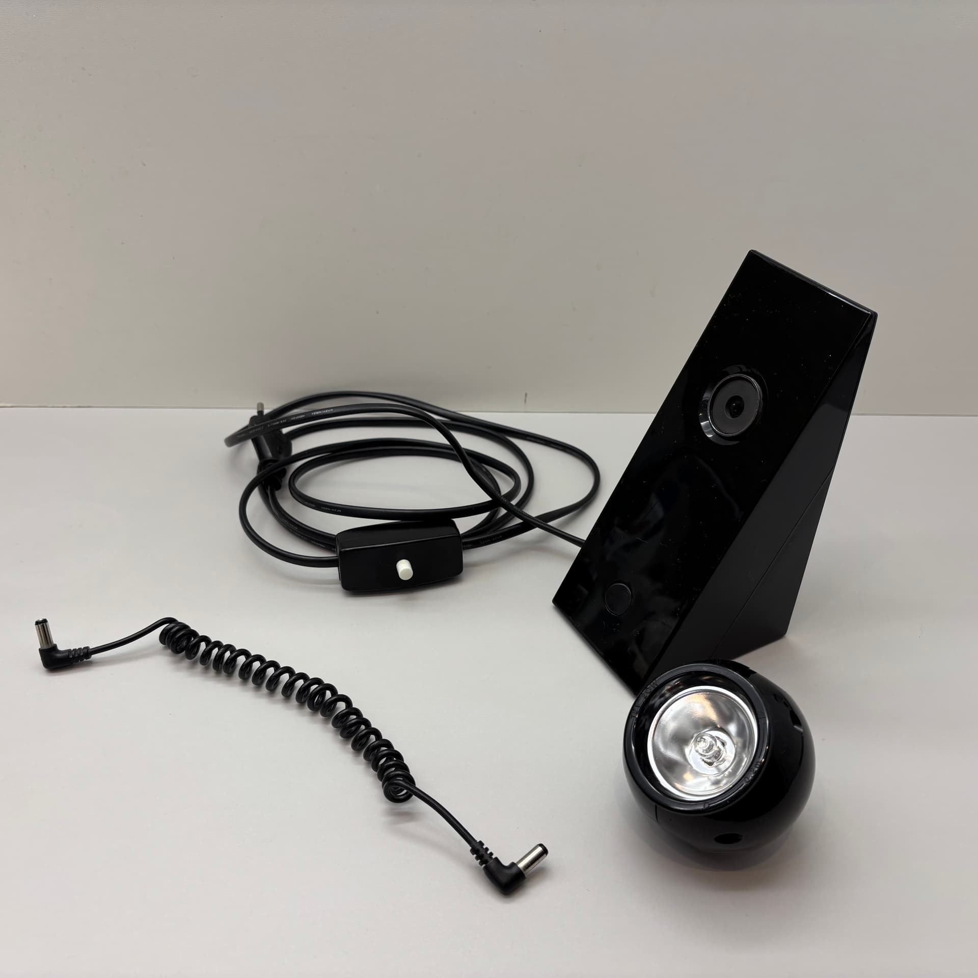 Bedside lamp, Space Age, black plastic, Brilliant Leuchten, Germany, 1980s. - 168600