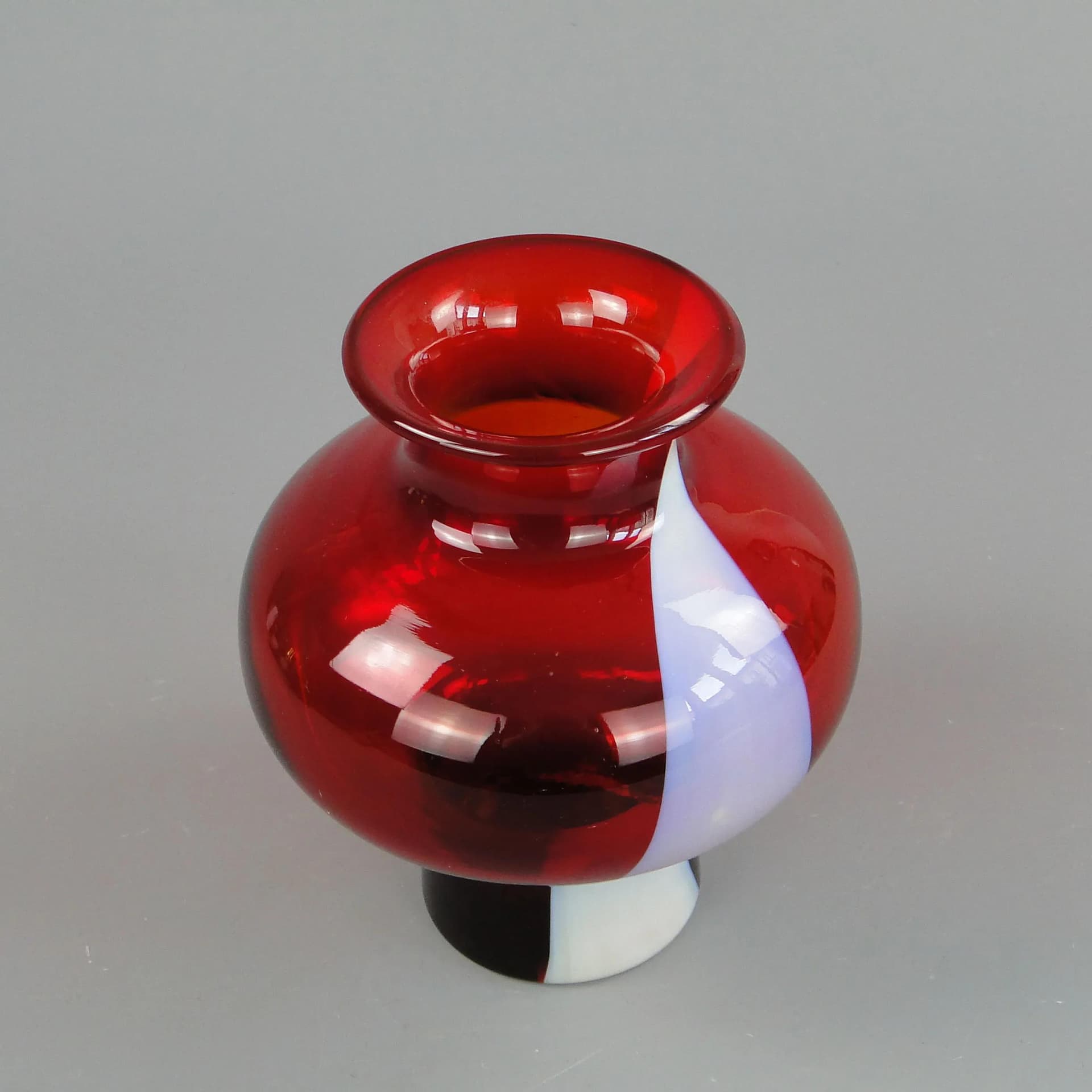 Vase Cyntia, red, glass, by Z. Horbowy, Poland, 1970s - 10966