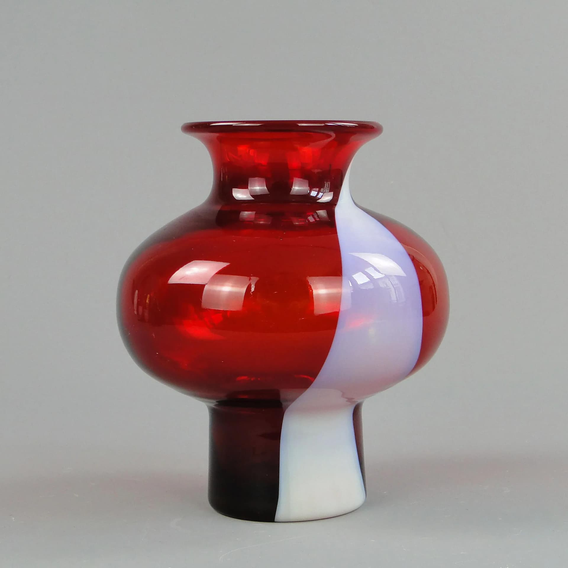 Vase Cyntia, red, glass, by Z. Horbowy, Poland, 1970s - 10965
