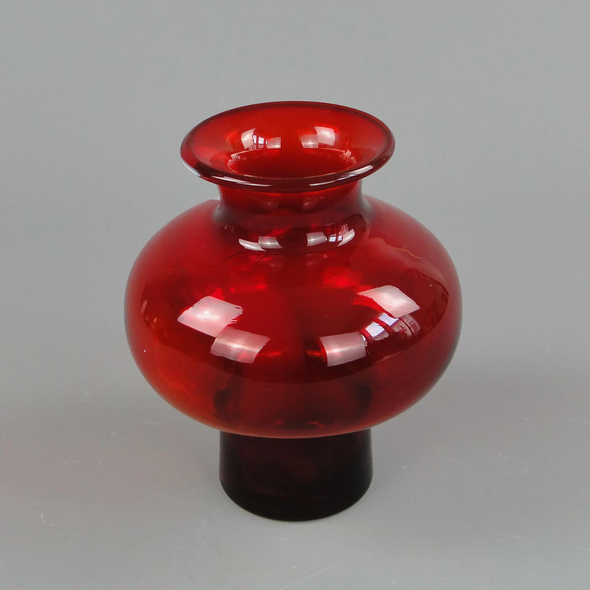 Vase Cyntia, red, glass, by Z. Horbowy, Poland, 1970s - 10967