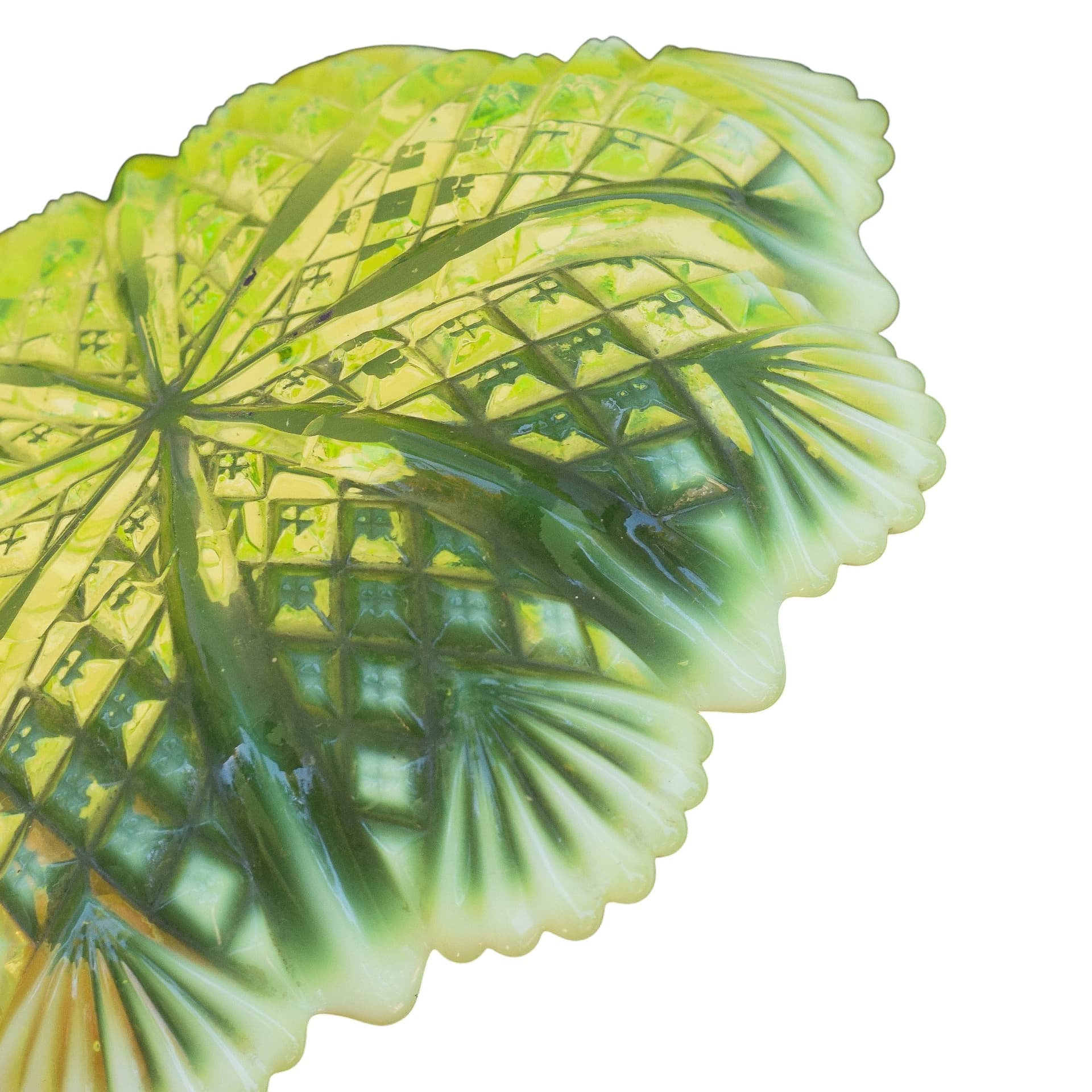 Spodeczek ze szkła uranowego, Polska - 169181