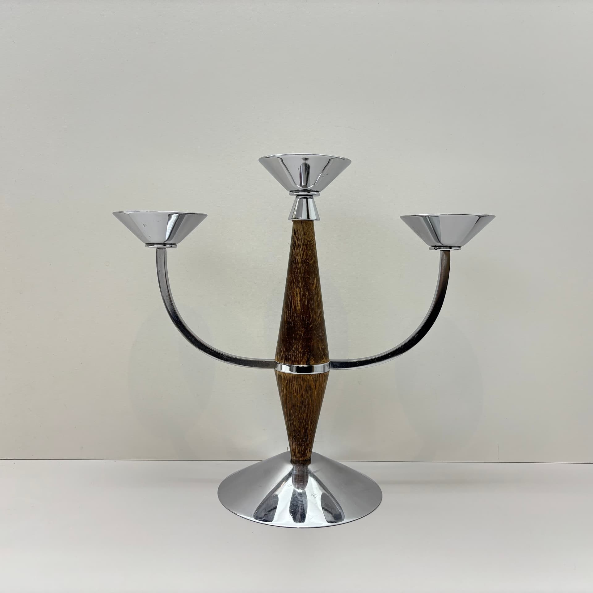 Świecznik Bauhaus, chromowana stal srebrna, drewno brązowe, Niemcy, lata 70. - 169442