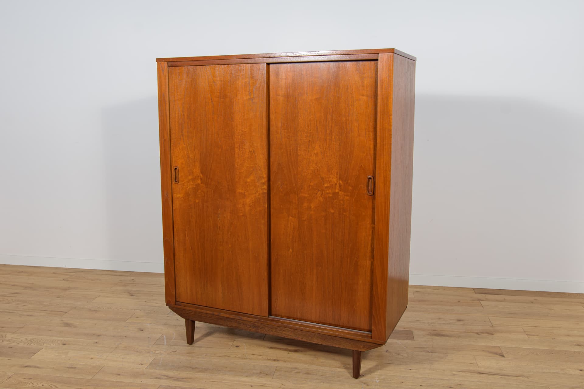 Szafa, tek brązowy, Wielka Brytania, lata 60. - 169552