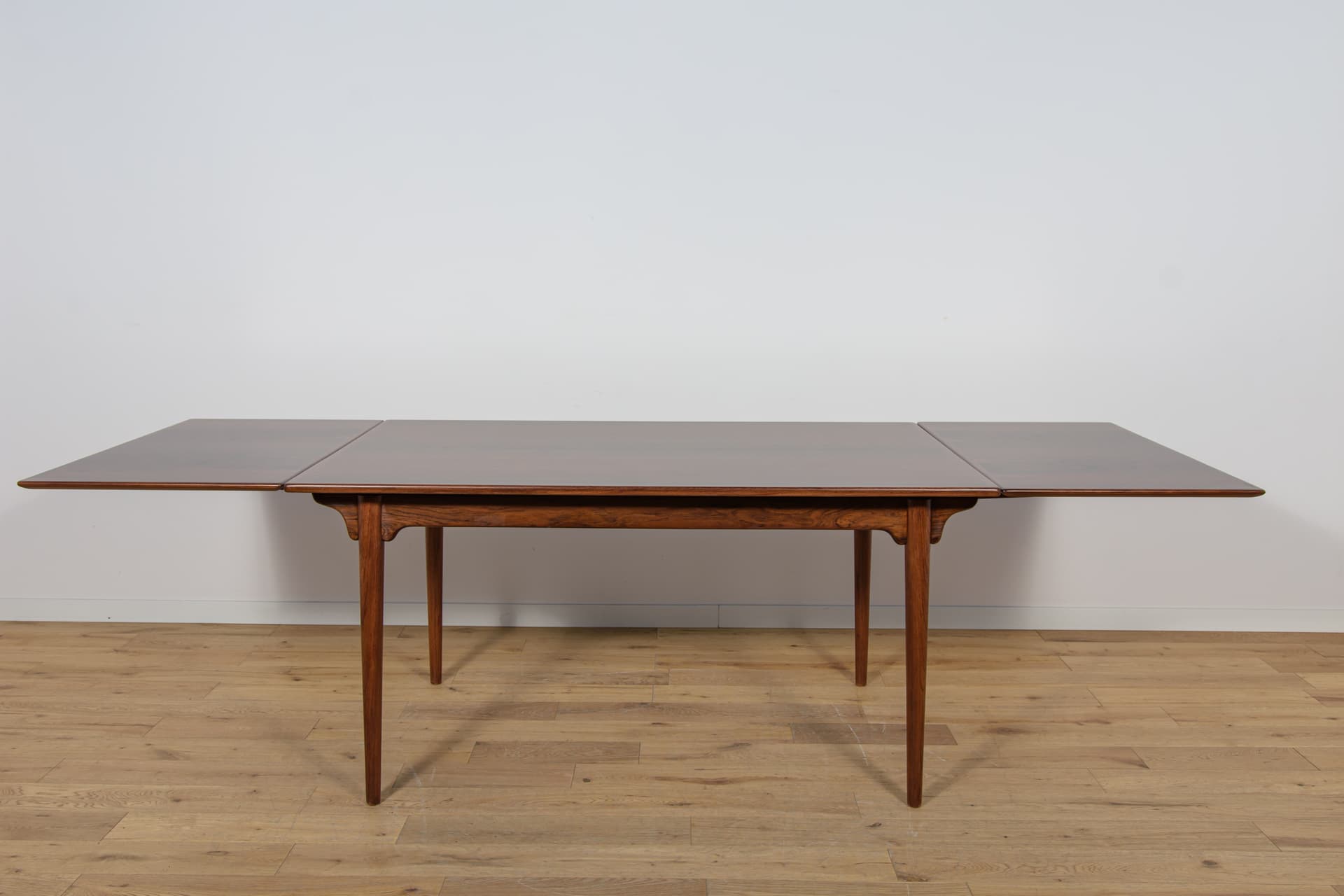 Dining Table Model 54, brown rosewood, by G. Omann, Omann Jun, Denmark, 1960s. - 169598