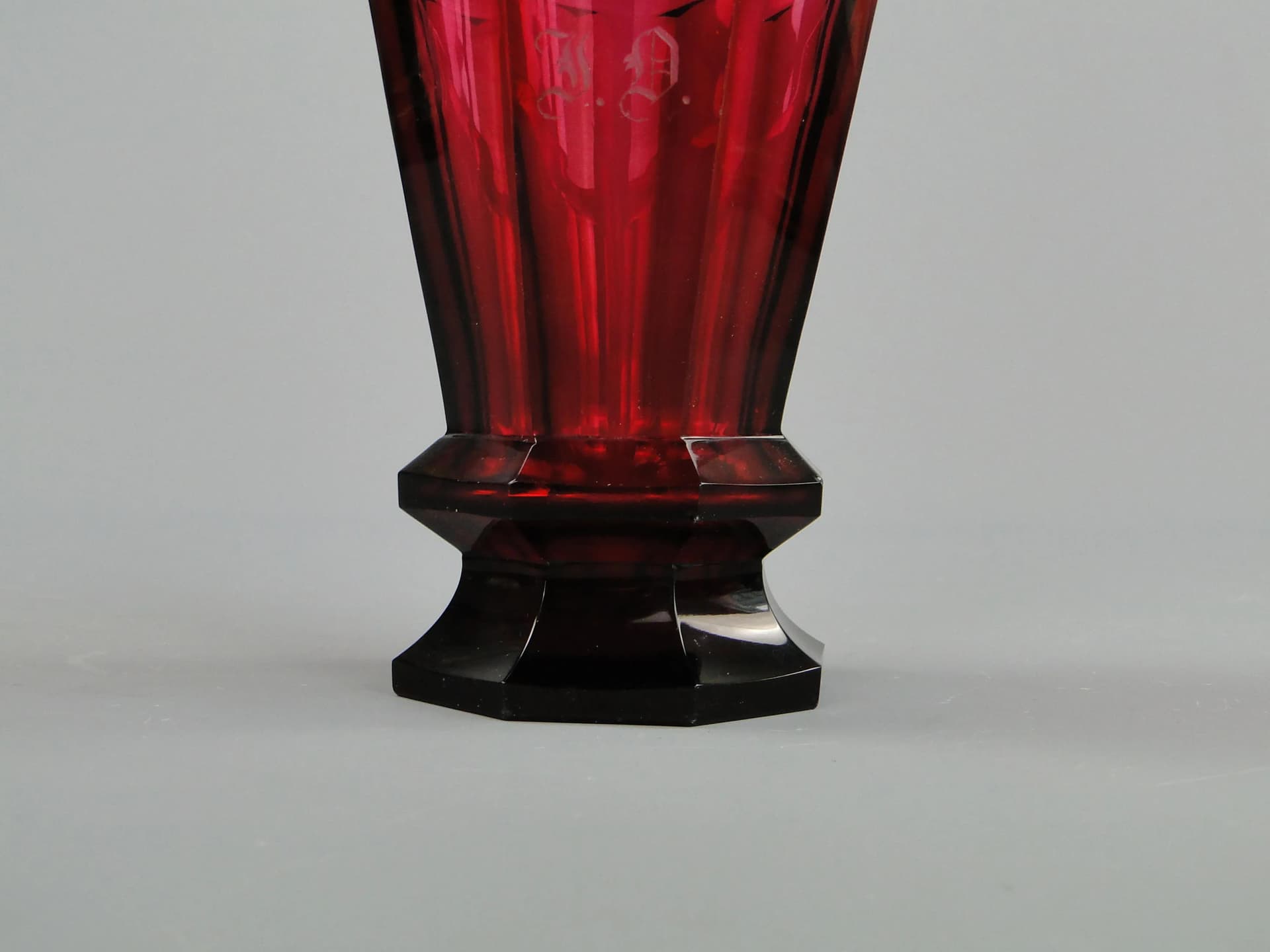 Szklanica biedermeier, rubinowa, kryształ, Austro-Węgry, XIX w. - 11178