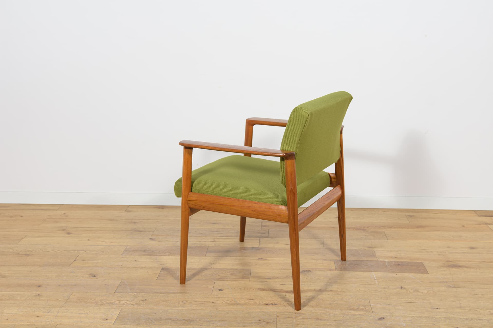Fotel, tkanina zielona, teak, Dania, lata 60. - 169744