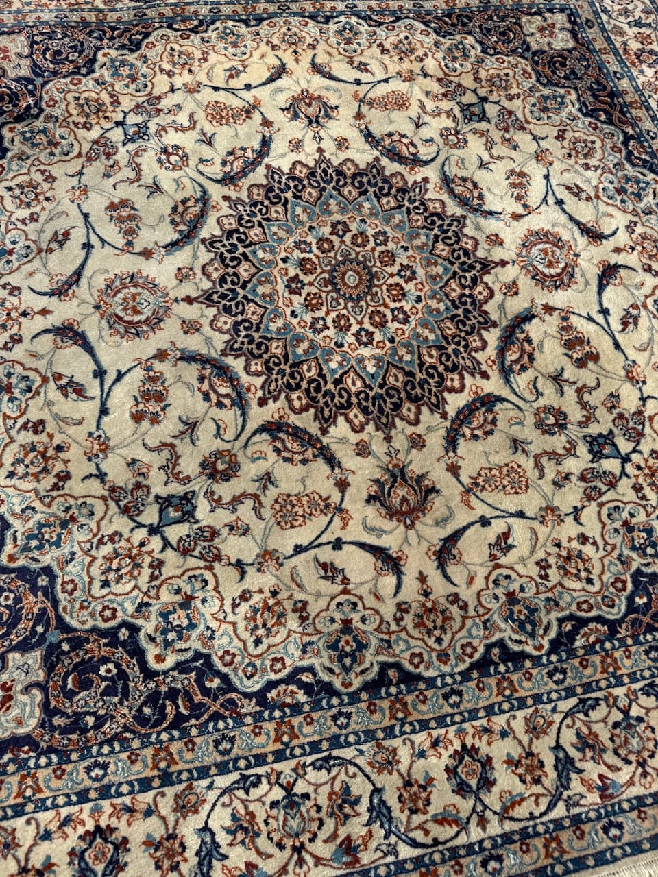 Dywan perski Nain 210x200 cm, ivory, wełna jedwab, Iran, lata 90. - 169900