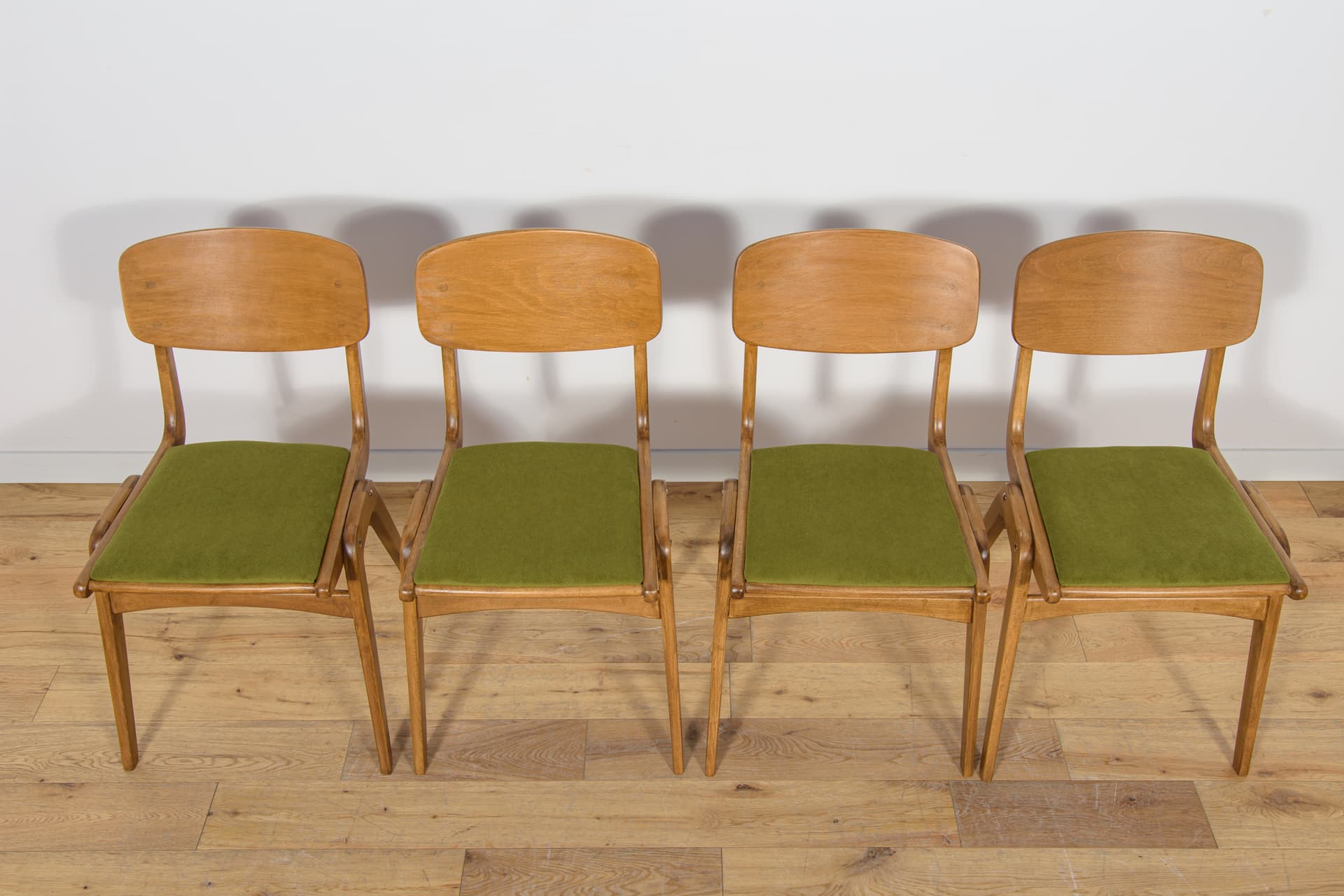Set of four chairs Bumerang type 229XB, brown beech, green fabric, Poland, 1960s. - 170051