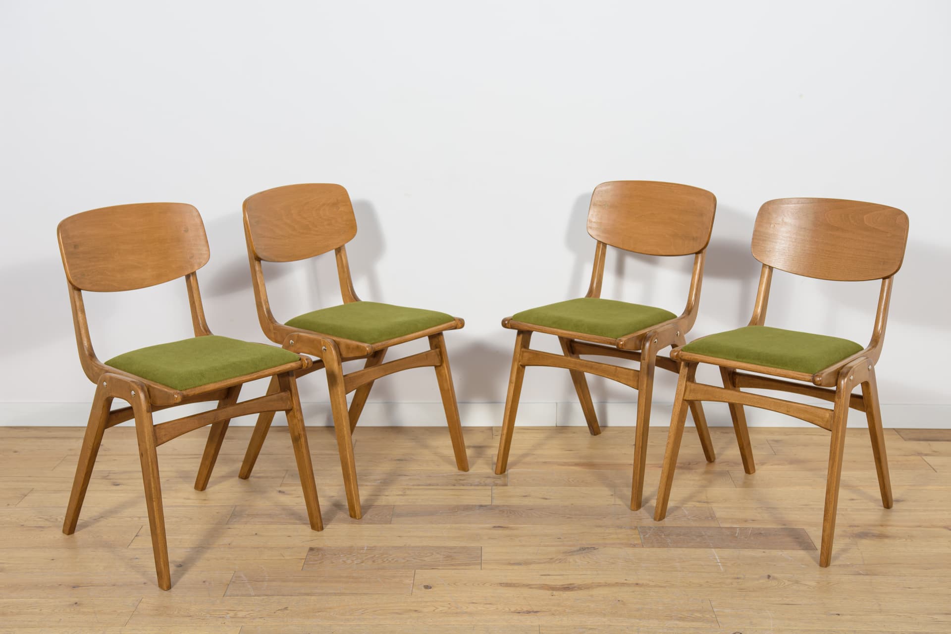 Set of four chairs Bumerang type 229XB, brown beech, green fabric, Poland, 1960s. - 170049