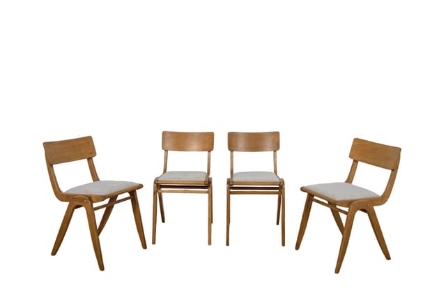 Komplet czterech krzeseł Bumerang typ 229XB, dąb jasnobrązowy, tkanina szara, Polska, lata 60. - WYMIARY