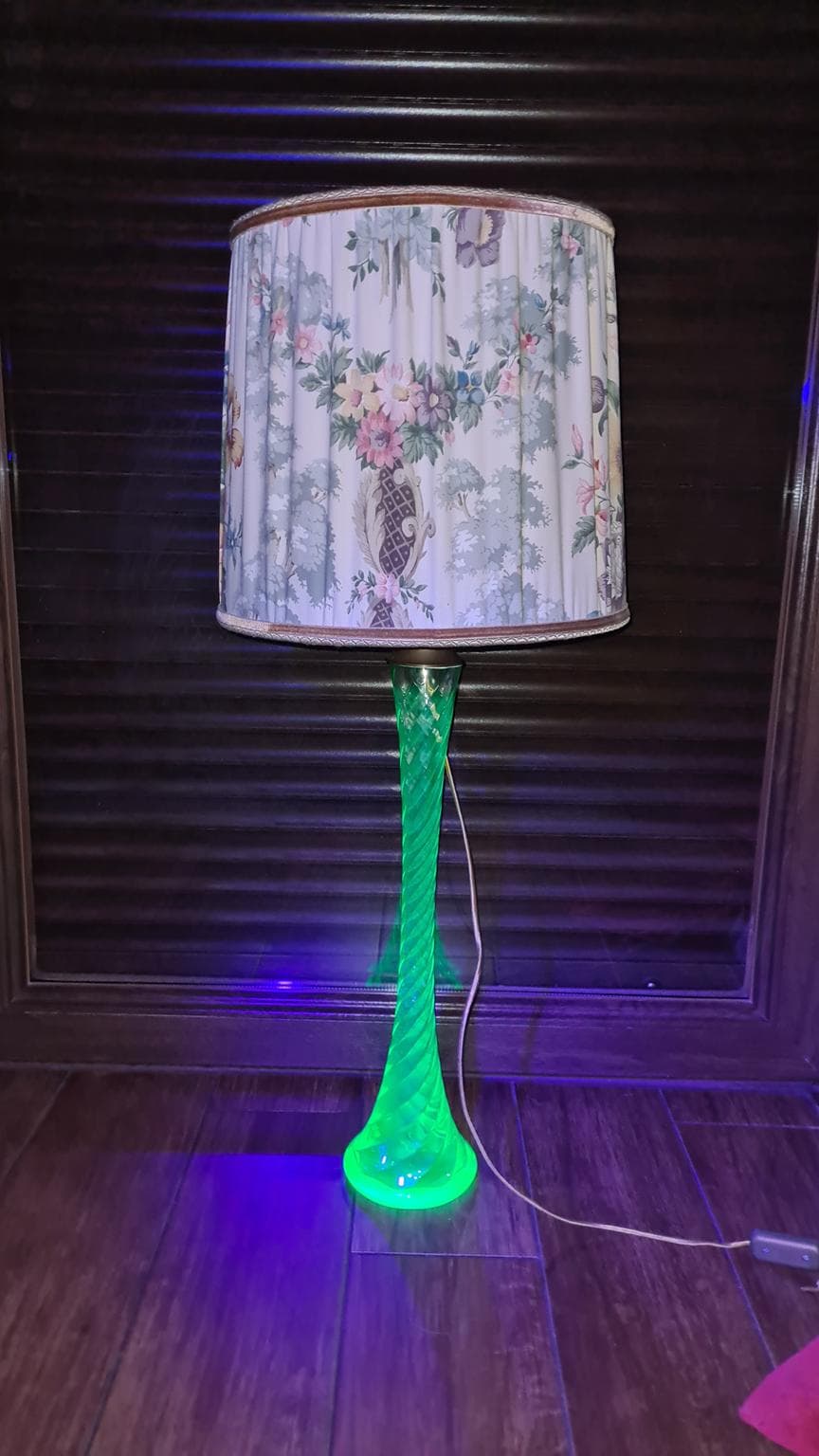 Table lamp, Art Deco, turquoise, uranium glass, 1930s. - 170128