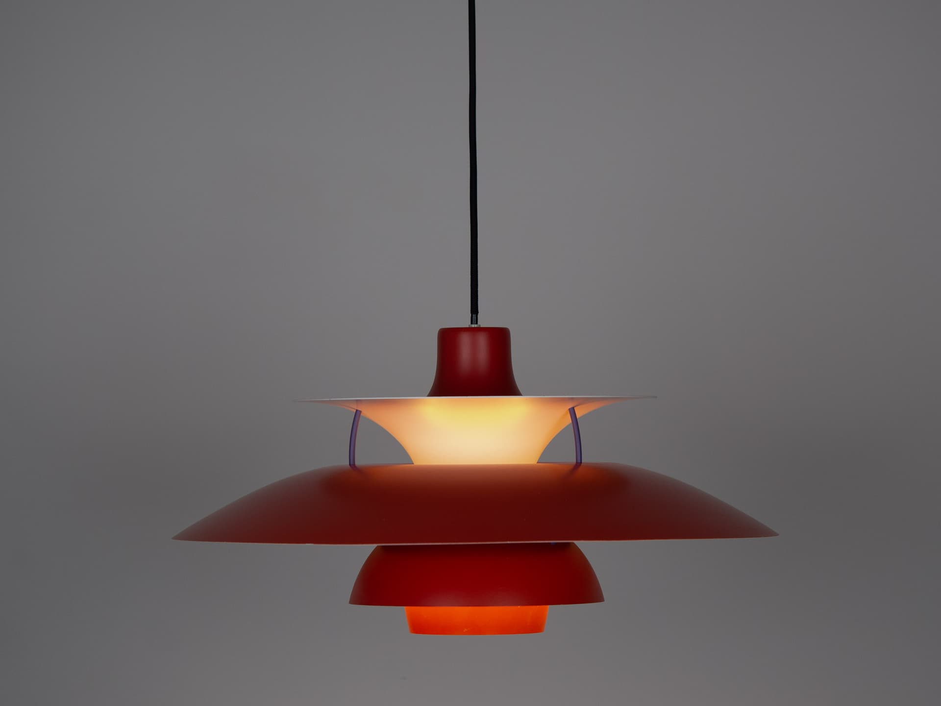 Lampa wisząca PH 5, pomarańczowy, metal, proj. P. Henningsen, Louis Poulsen, Dania, lata 90. - 170475