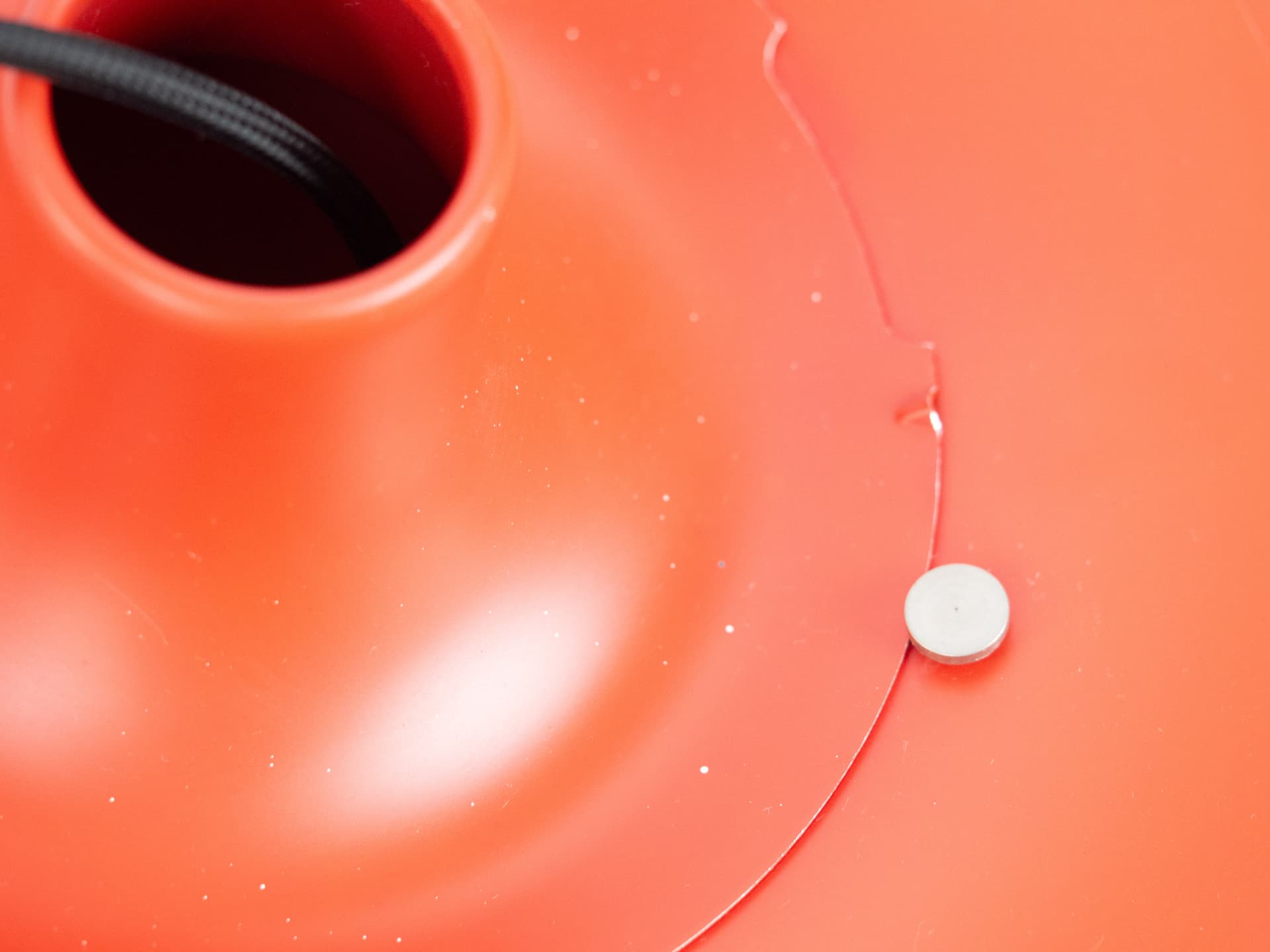 Lampa wisząca PH 5, pomarańczowy, metal, proj. P. Henningsen, Louis Poulsen, Dania, lata 90. - 170483