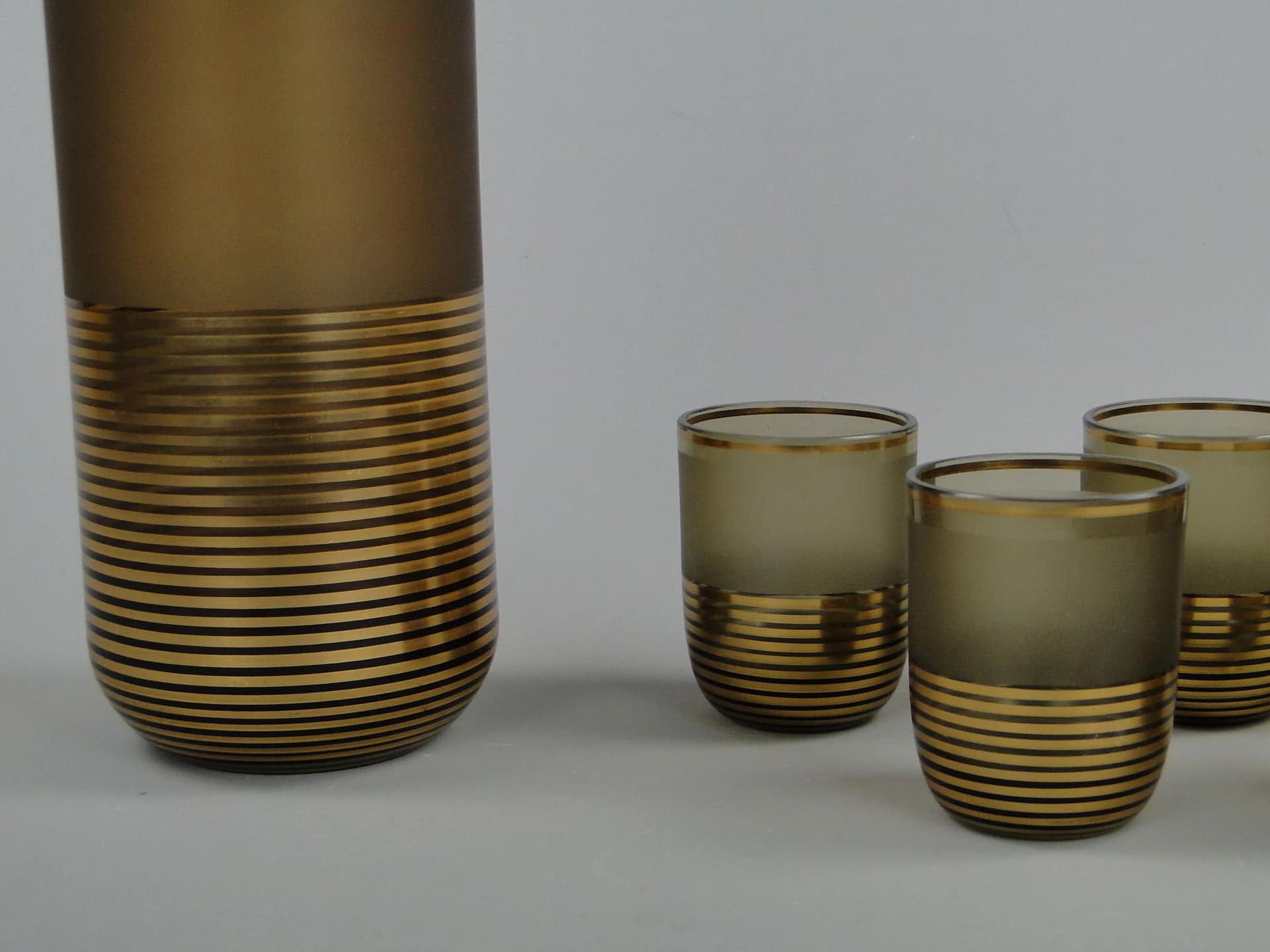 Drinkware set, topaz brown glass, gilt, Borocrystal Chribska, Czechoslovakia, 1950s. - 11079