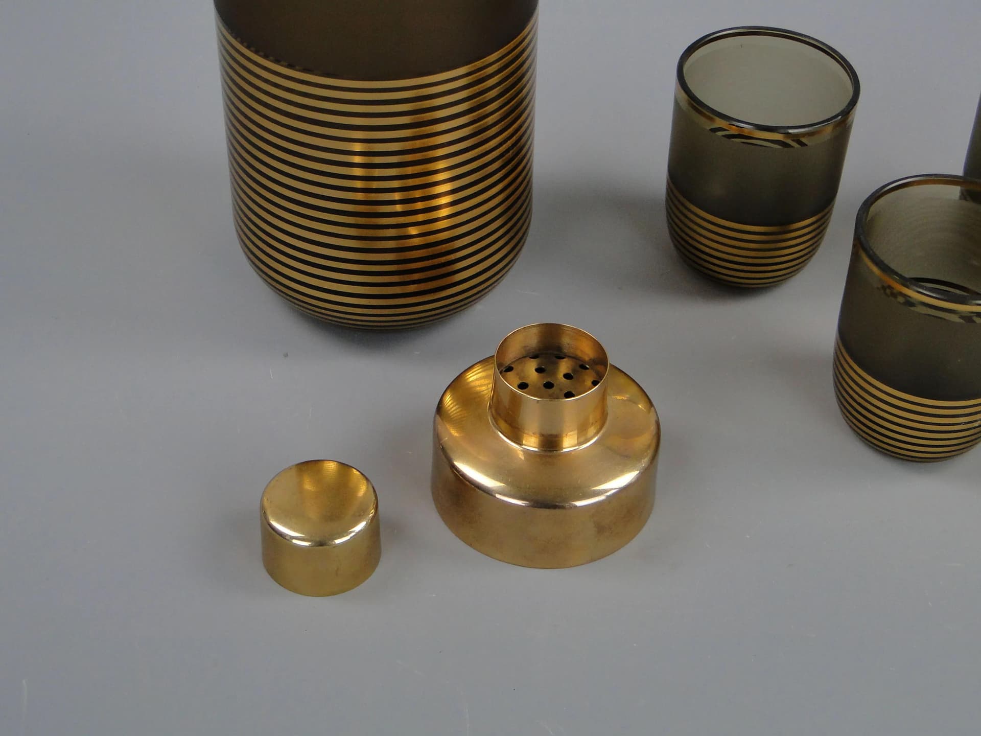 Drinkware set, topaz brown glass, gilt, Borocrystal Chribska, Czechoslovakia, 1950s. - 11084