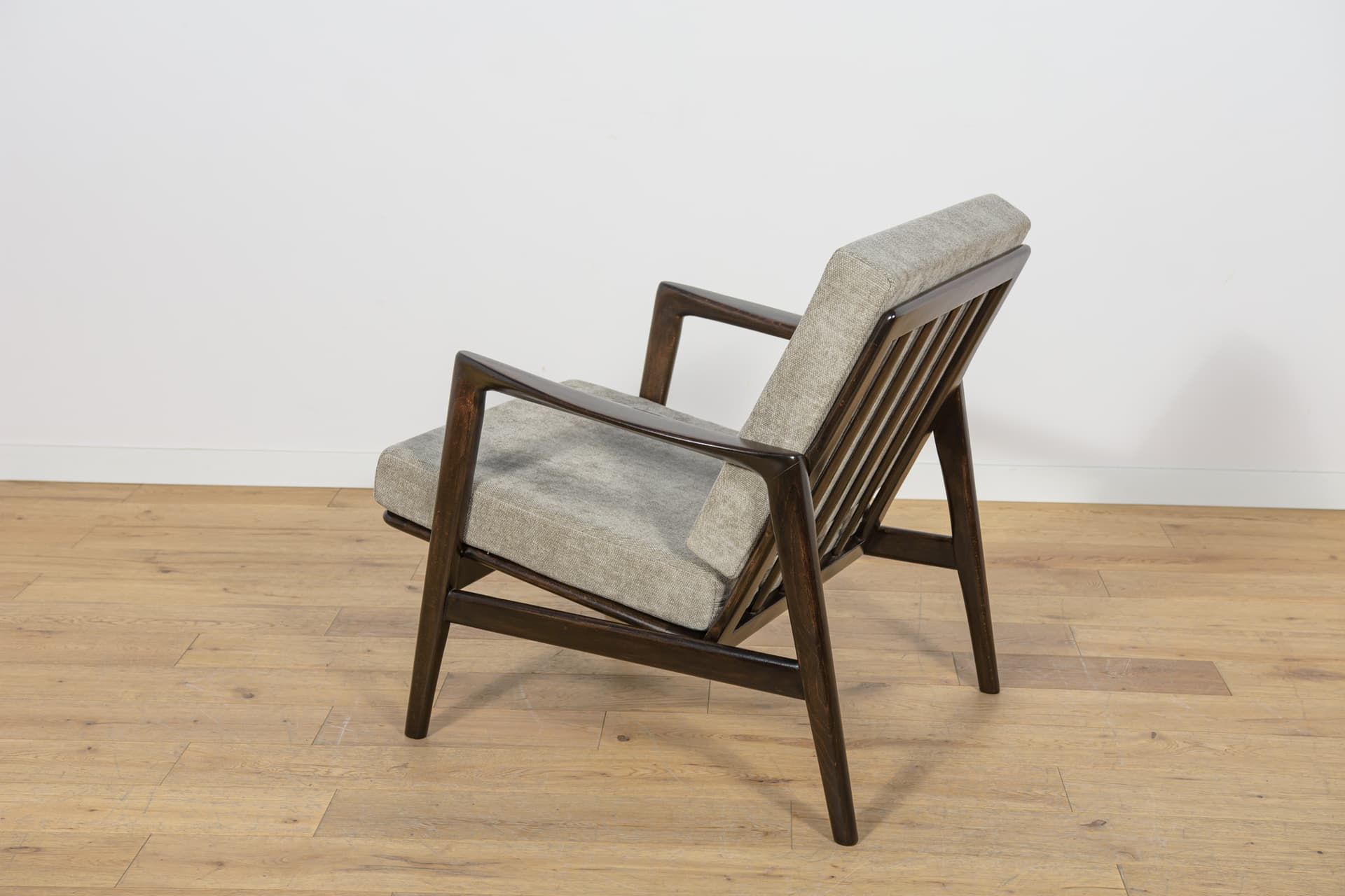 Para foteli 300-139, buk palisander, tkanina szara, Swarzędzka Fabryka Mebli, Polska, lata 60. - 170763