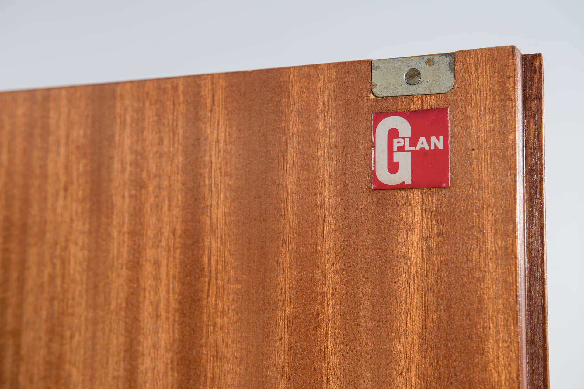 Three-door wardrobe, brown teak, G-Plan, United Kingdom, 1960s. - 171015