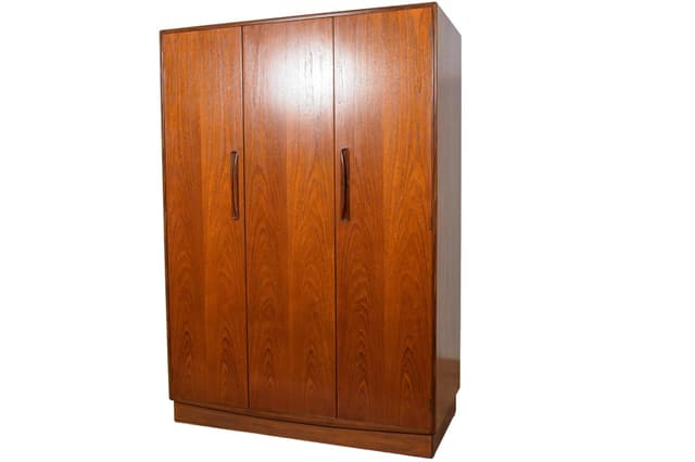 Three-door wardrobe, brown teak, G-Plan, United Kingdom, 1960s. - DIMENSION