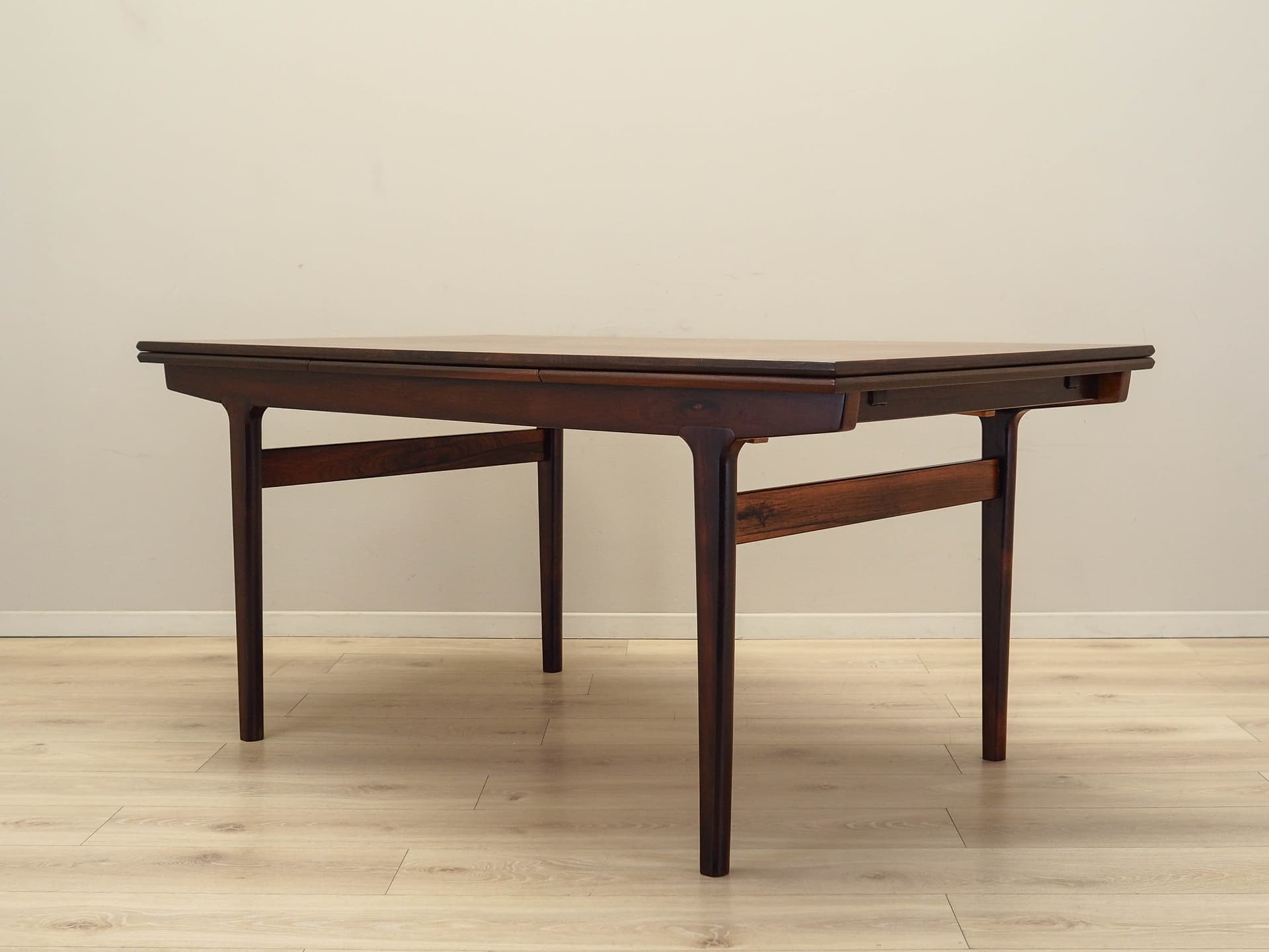 Stół jadalniany, palisander brązowy ciemny, proj. H. Kjaernulf, Dania, lata 60. - 171484