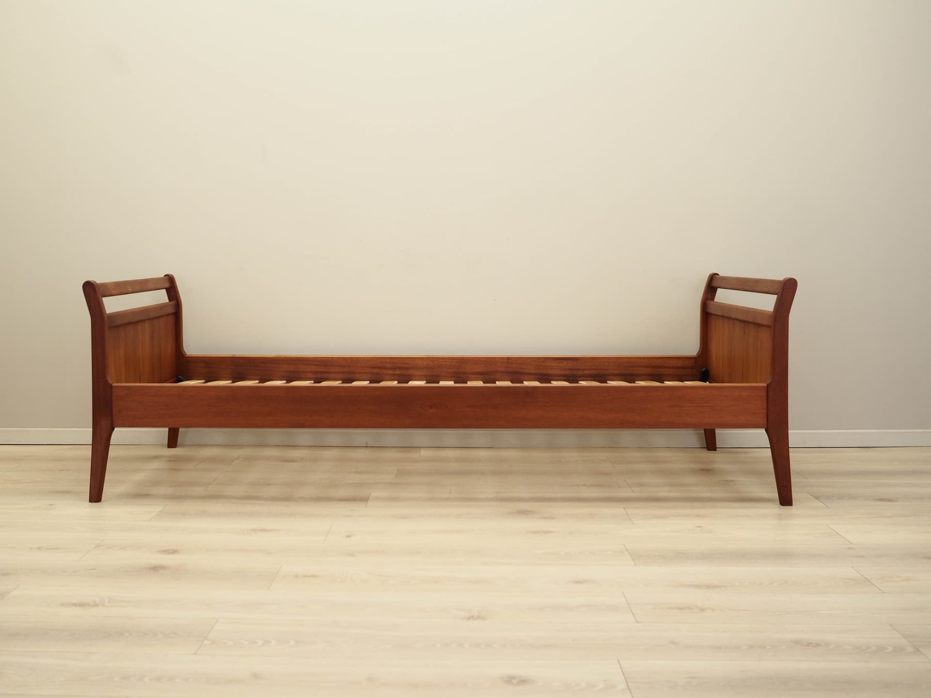 Łóżko, brązowy, teak, Dania, lata 70. - 171836