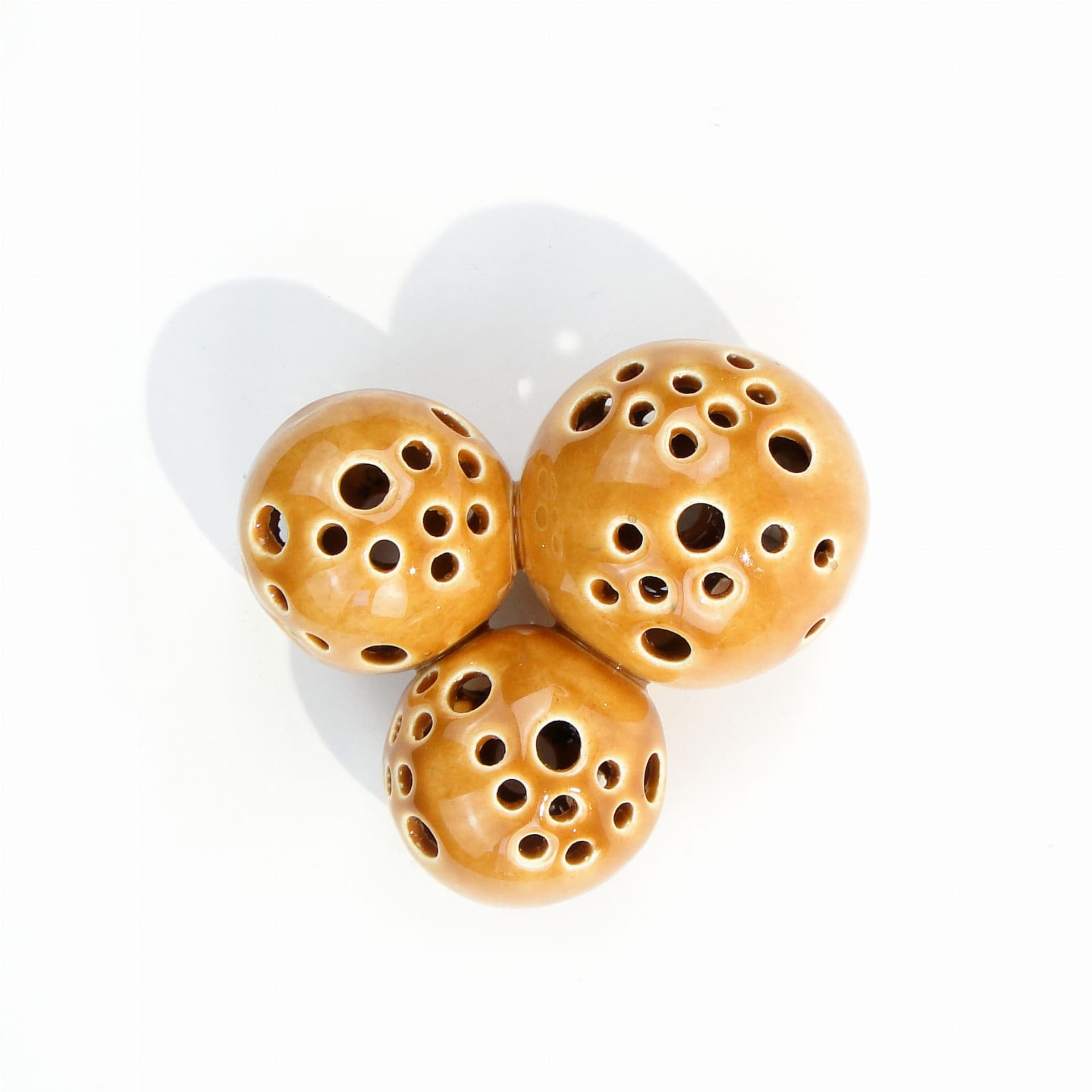 Ikebana Meteoryt, brązowy jasny, ceramika, Polska, lata 60. - 171942