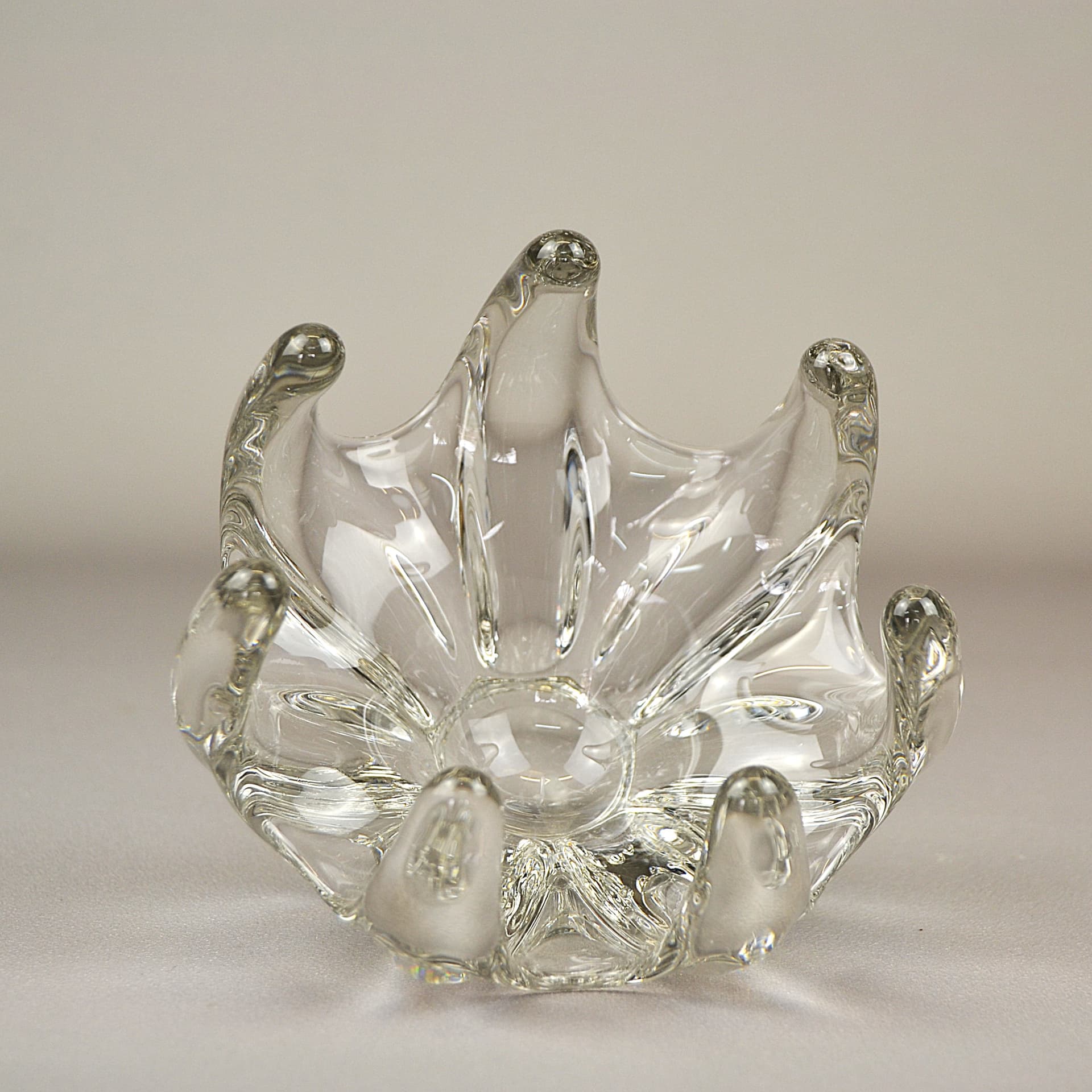 Candle Holder Abstract, transparent crystal glass, Art Vanes le Chatel, France, 1960s. - 1236