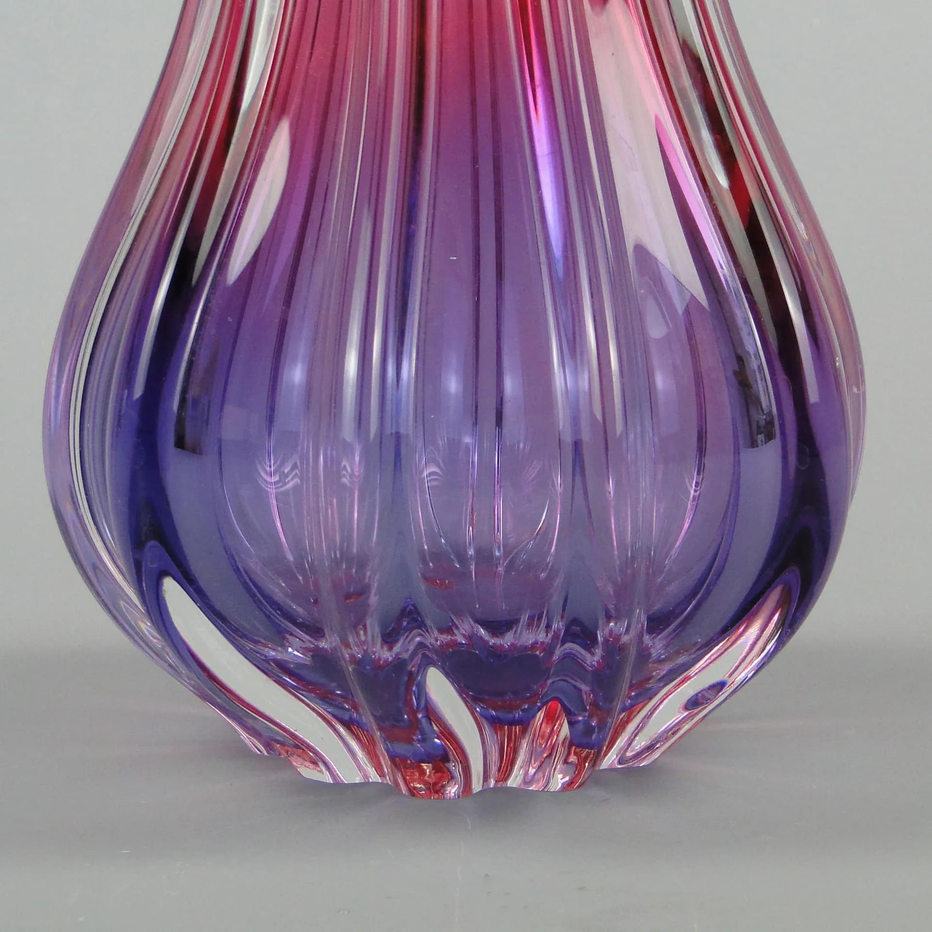 Wazon, Mandruzatto, fioletowy, kryształ, Murano, Włochy, lata 50. - 11460