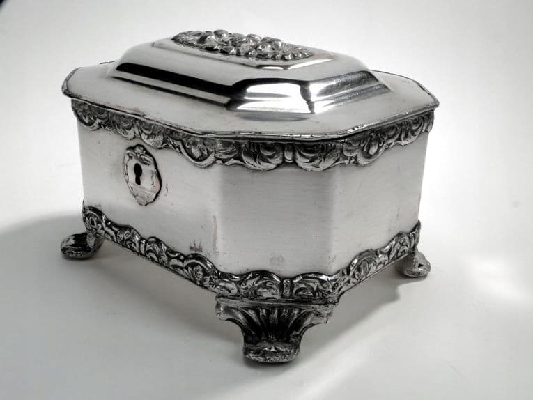 Cukiernica skrzynkowa, srebro jasne, Norblin, Polska, XIX wiek - 172375